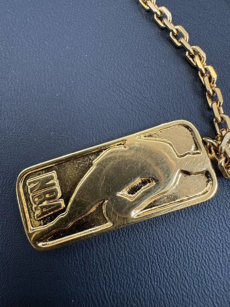 Louis Vuitton Louis Vuitton NBA necklace Size ONE SIZE - 2 Thumbnail