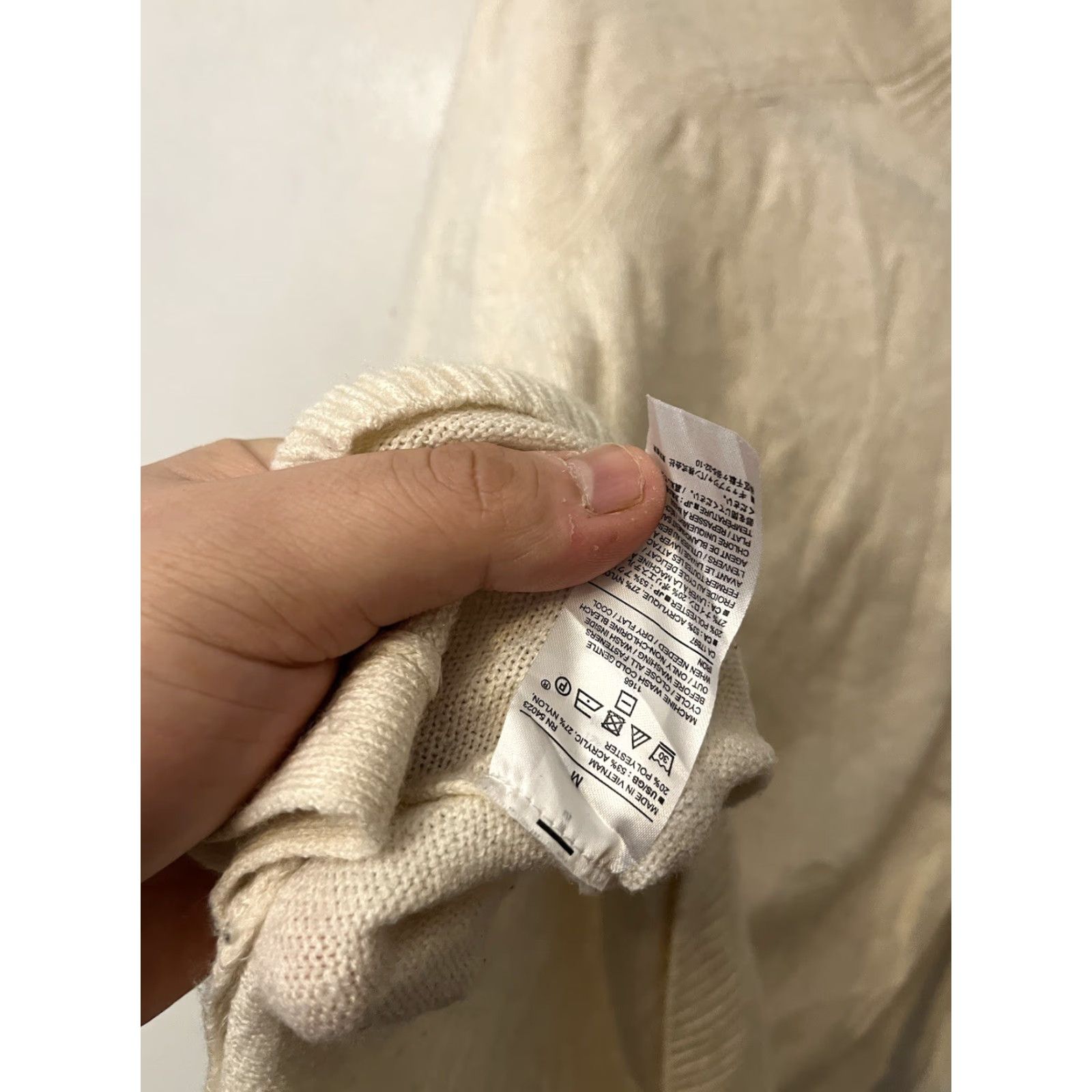 Banana Republic VINTAGE Banana Republic Cream Acrylic Nylon Blend Mock Neck Sweater Women's Size M All Seasons Pullover Size M / US 6-8 / IT 42-44 - 4 Thumbnail