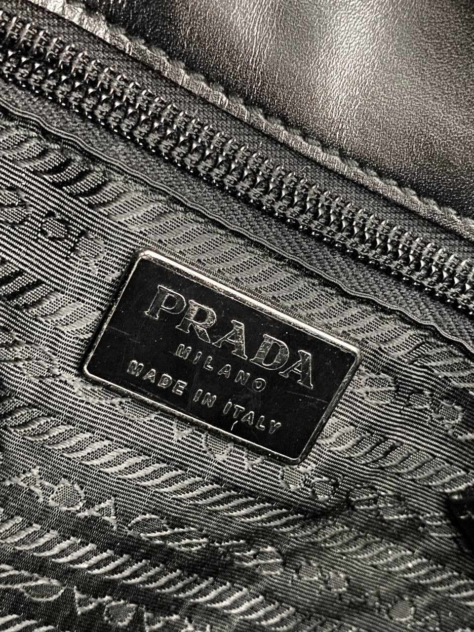 Prada Prada Velvet Leather Black Shoulder Hand Bag Vintage Y2K Size ONE SIZE - 10 Thumbnail