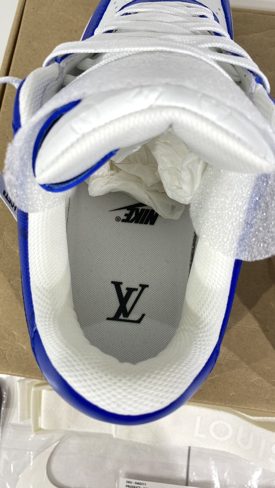 Louis Vuitton Louis Vuitton X Nike Off White 9 Blue Air Force 1 Size US 9 / EU 42 - 11 Thumbnail