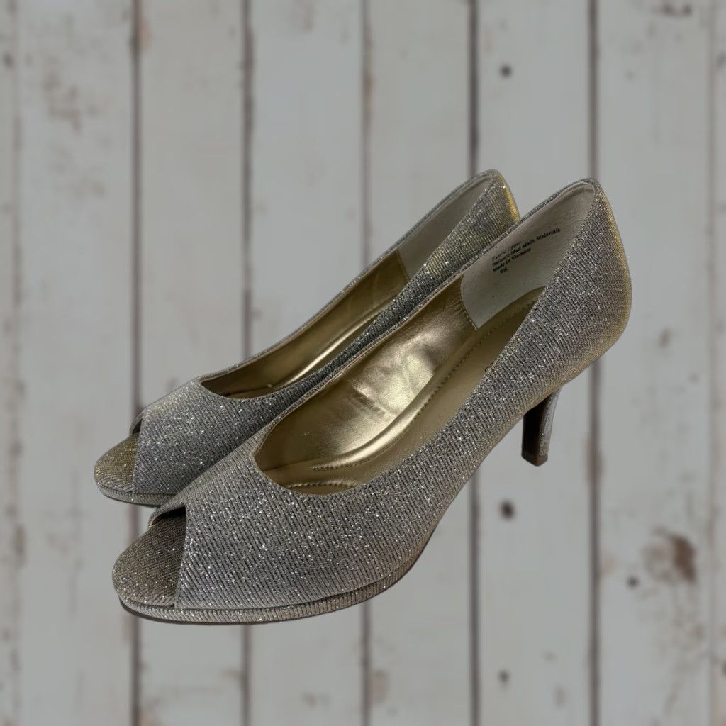 Vintage VINTAGE Kelly & Katie Women's Open Toe Heels Size 9.5 Silver Gold Stiletto Dress Shoe Size US 9.5 / IT 39.5 - 1 Thumbnail