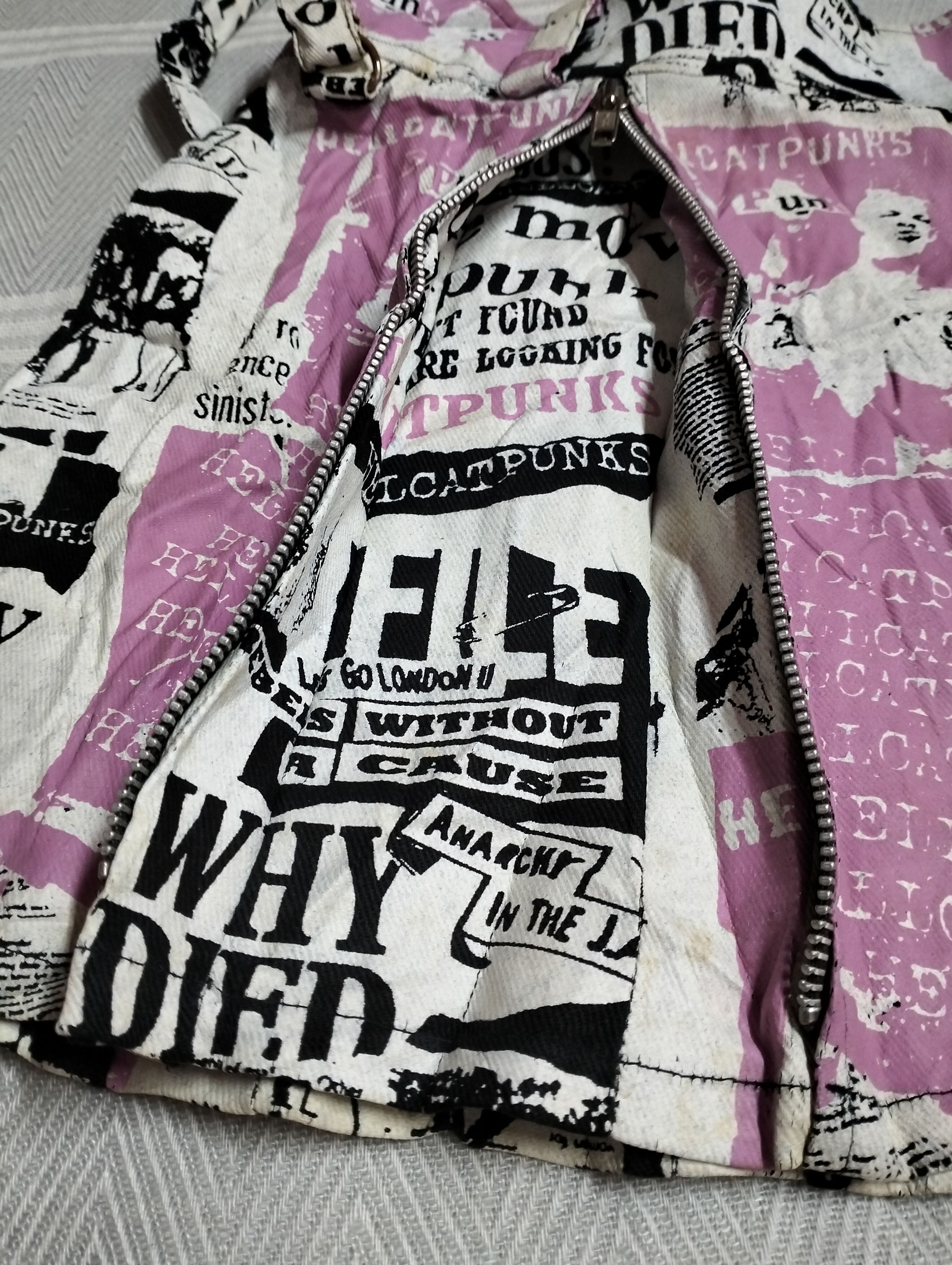 Seditionaries Hell Cat Punk Not Dead Mini Skirt Full Print Size 32" / US 10 / IT 46 - 13 Thumbnail