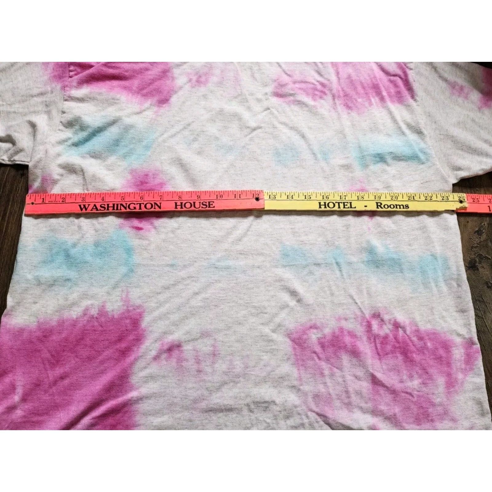 Vintage VINTAGE MENS XL BAKER CITY OREGON TIE DYE T SHIRT GRAY DISTRESSED Size US XL / EU 56 / 4 - 3 Thumbnail
