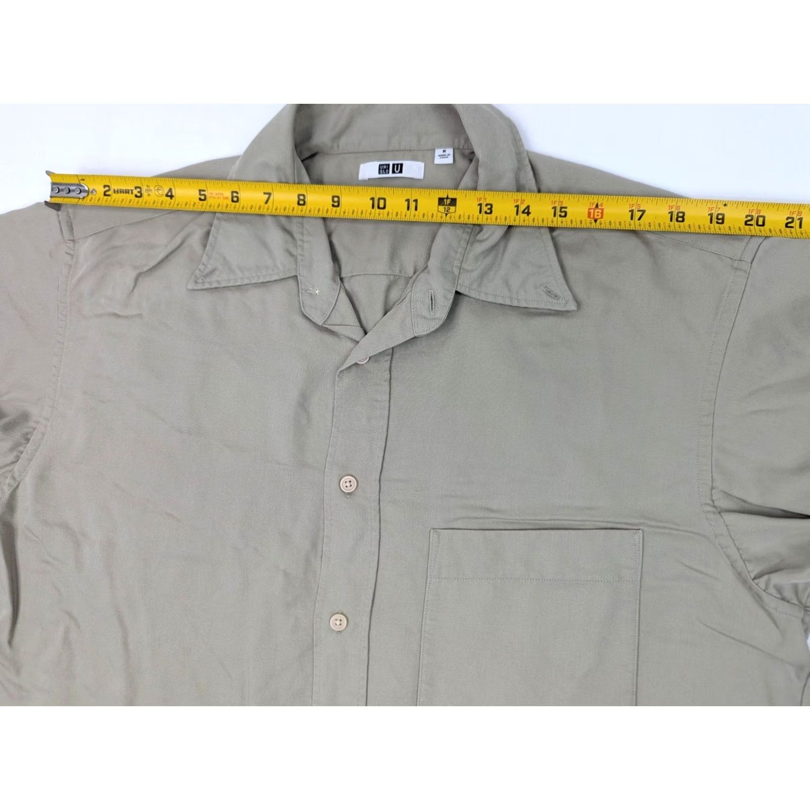 Uniqlo Uniqlo Lyocell Drape Shirt Men M Beige Button-Up Casual Cleaned EUC Regular Fit Short/Long Sleeve Mens Size US M / EU 48-50 / 2 - 6 Thumbnail