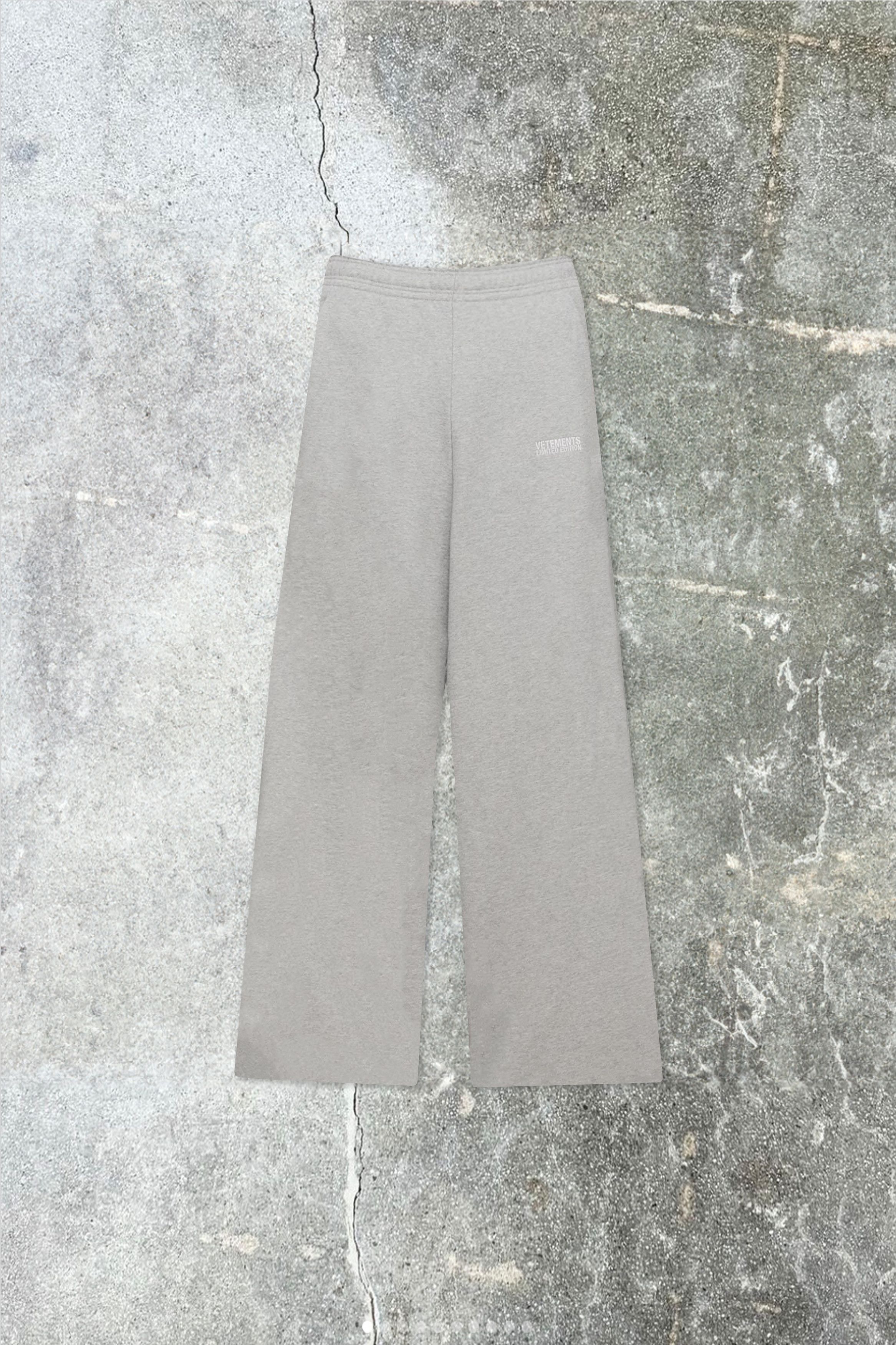 image of Vetements Big Sweatpants in Melange Grey, Men's (Size 32)