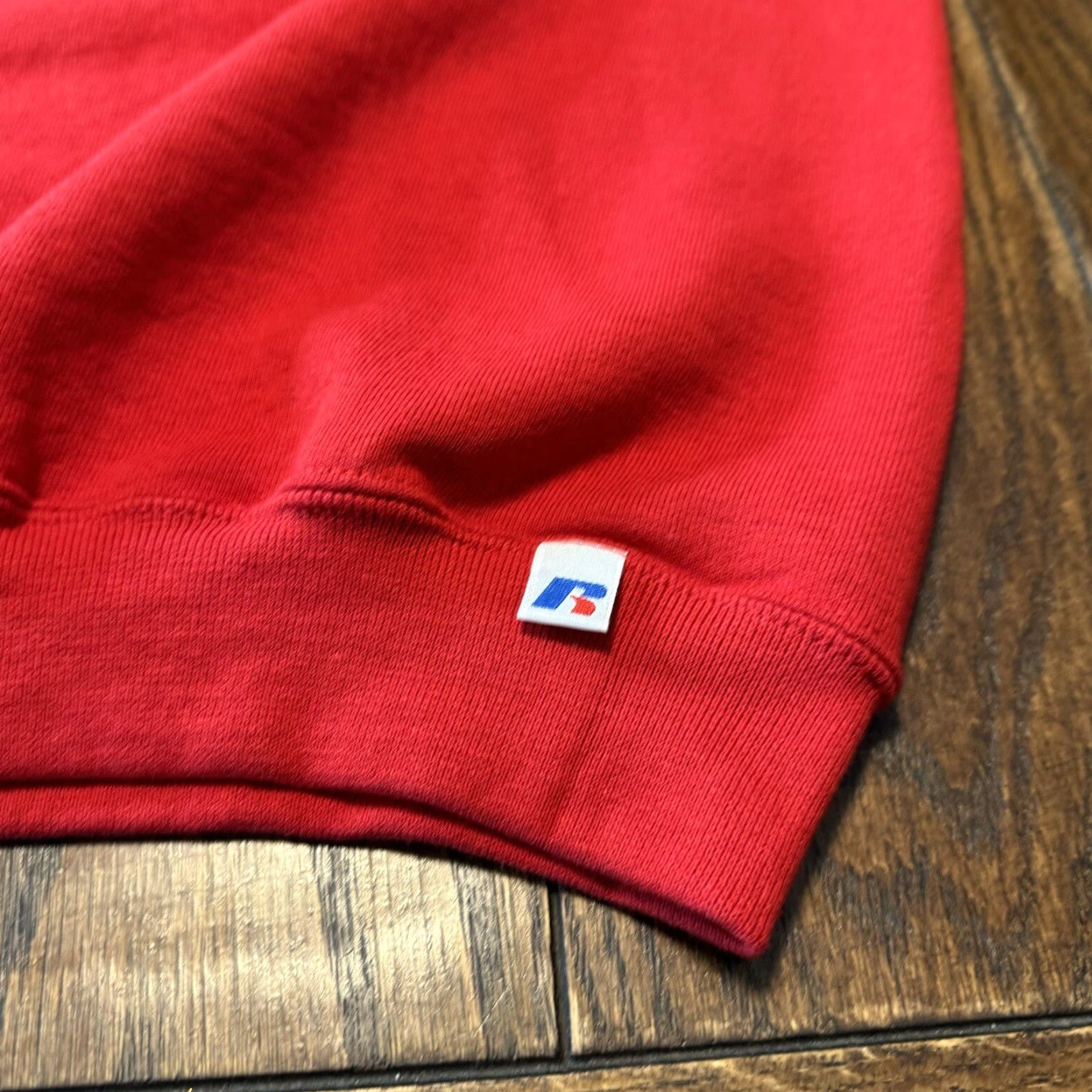 Russell Athletic VINTAGE Russell Athletic Crewneck Sweatshirt Mens Large Red Cotton Polyester Fleece Logo Pullover Shirt 26" Long Size US L / EU 52-54 / 3 - 5 Thumbnail