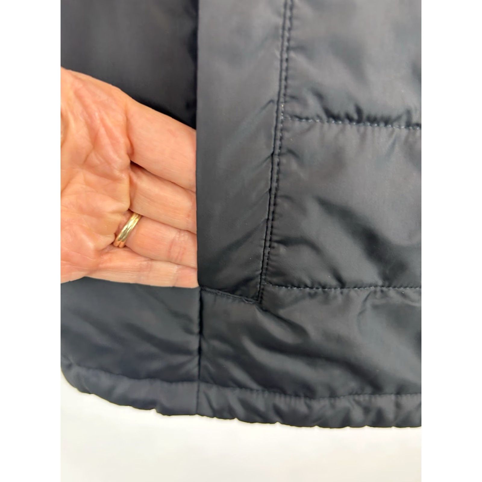 Bench Bench Puffer Vest Mens M Jacket Zip Black Solid Quilted Outdoor Casual Size US M / EU 48-50 / 2 - 6 Thumbnail