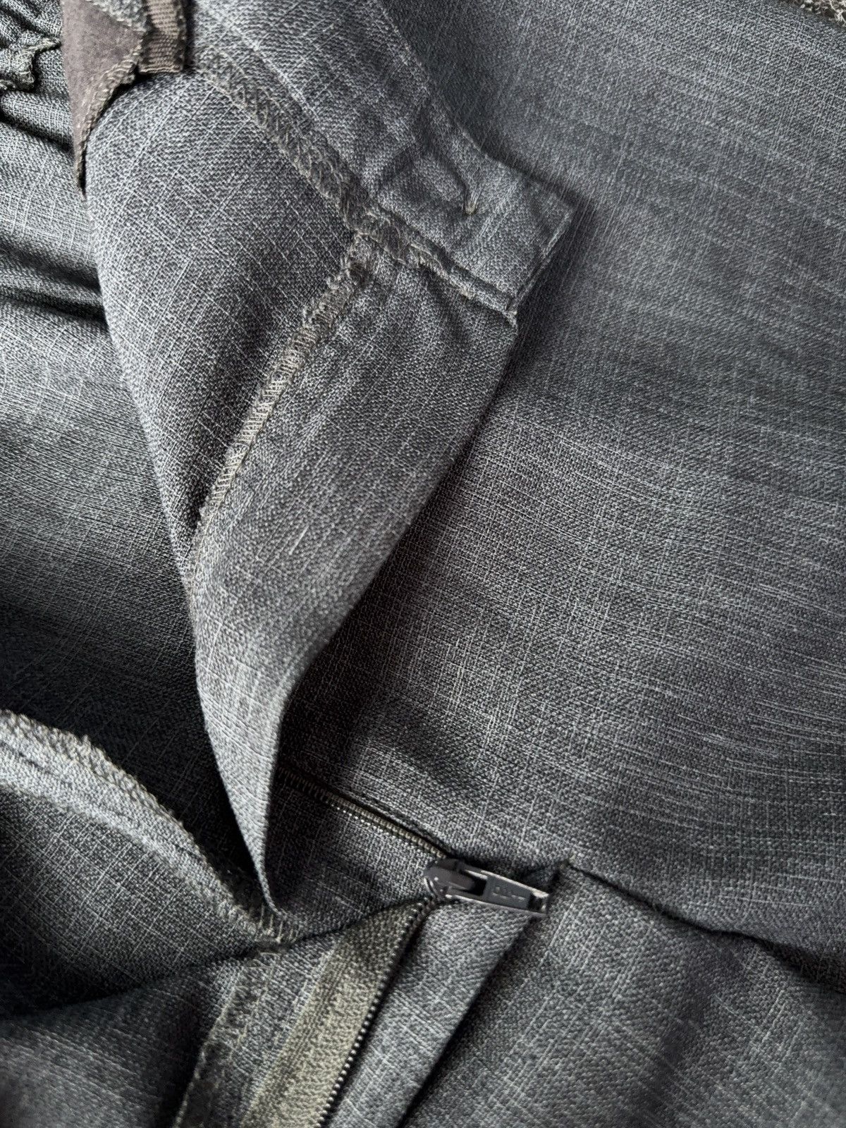 Designer Japanese Minimalist Wool Trousers Issey Miyake Style Size 28" / US 6 / IT 42 - 8 Thumbnail