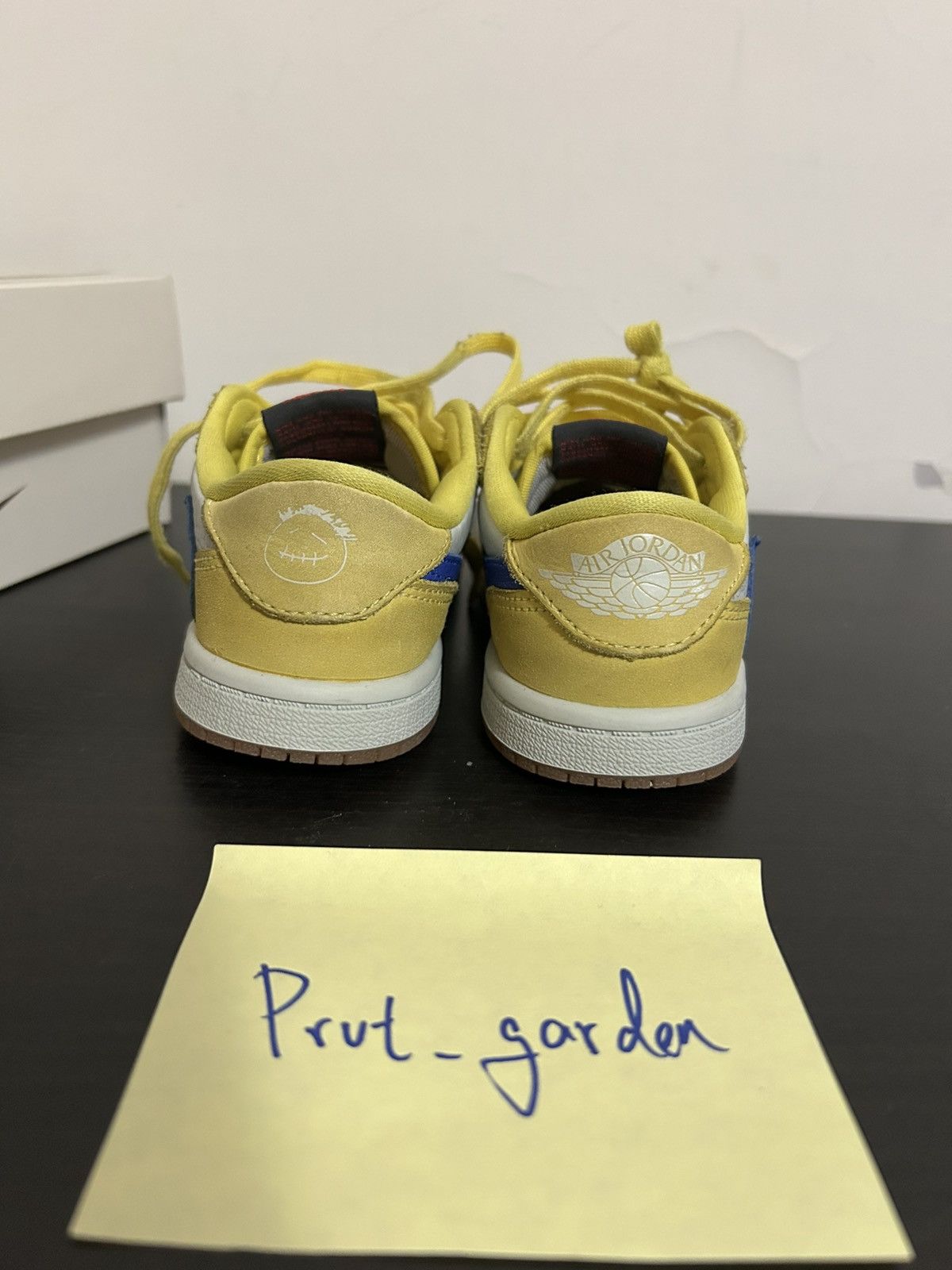 Nike (Kids) Air Max 1 Travis Scott Cactus Jack TD 11C Size US 11 / EU 44 - 6 Thumbnail