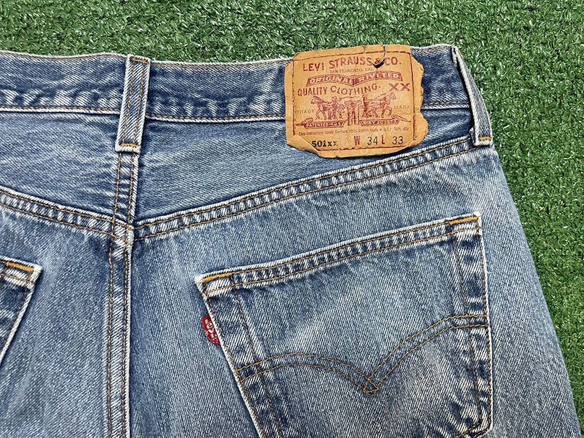 Levi's Vintage 1990s Levi 501XX light wash made in USA jeans Size US 34 / EU 50 - 3 Thumbnail