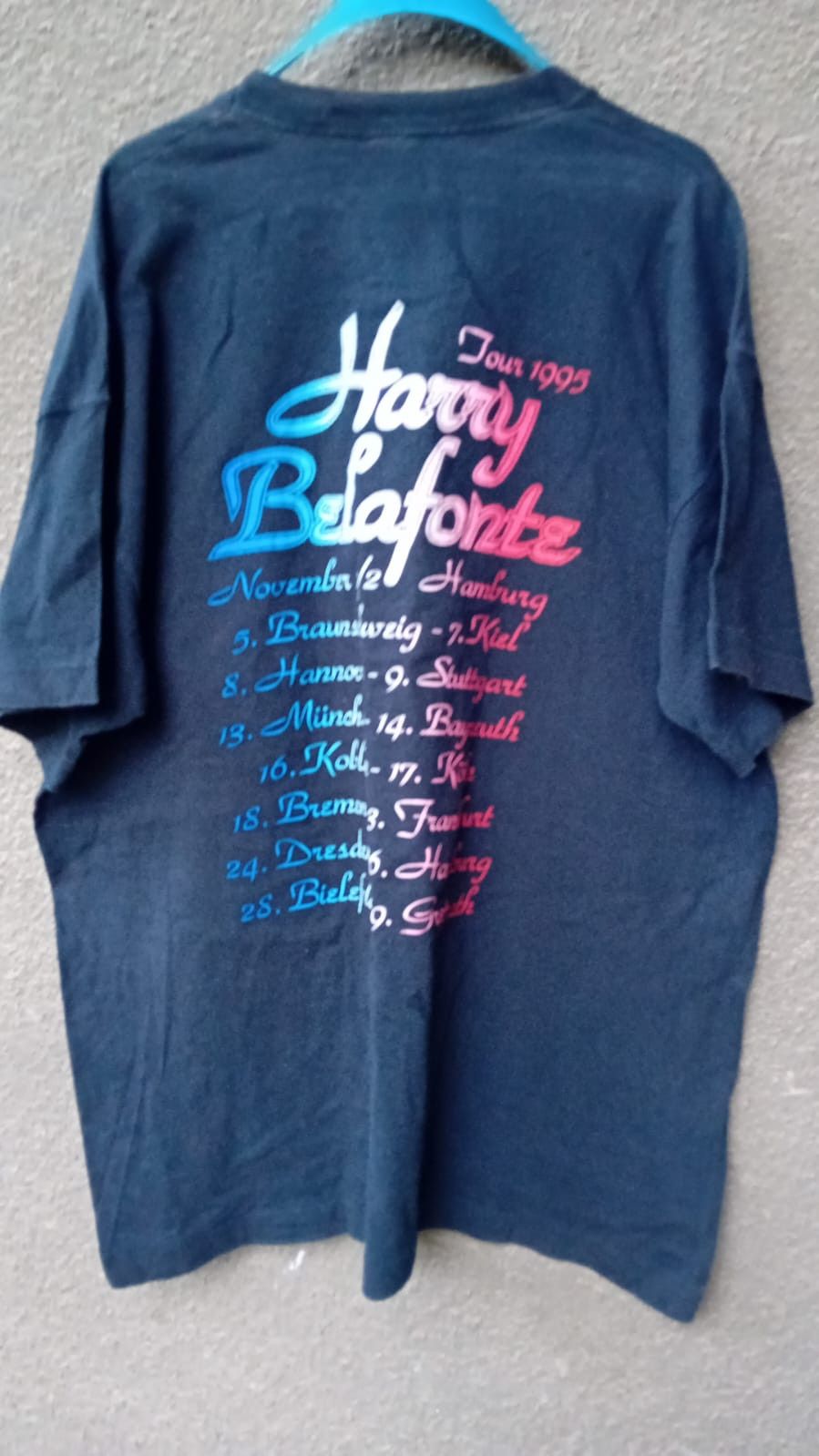 Vintage Harry Belafonte Vintage 1995 Tour t-shirt single stitch sz L Size US L / EU 52-54 / 3 - 2 Thumbnail