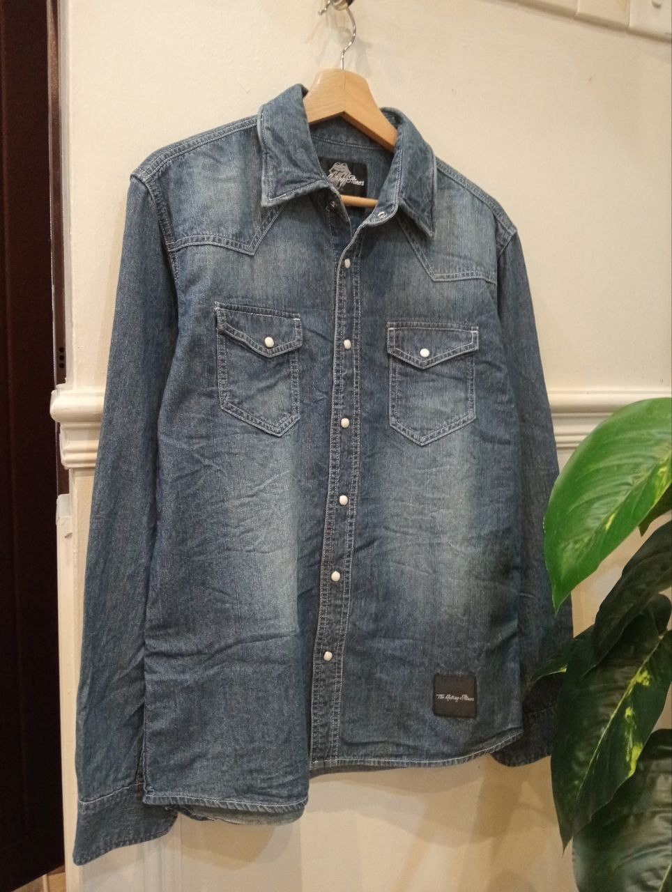 The Rolling Stones THE ROLLING STONES DENIM SHIRT - SIZE L Size US L / EU 52-54 / 3 - 2 Thumbnail