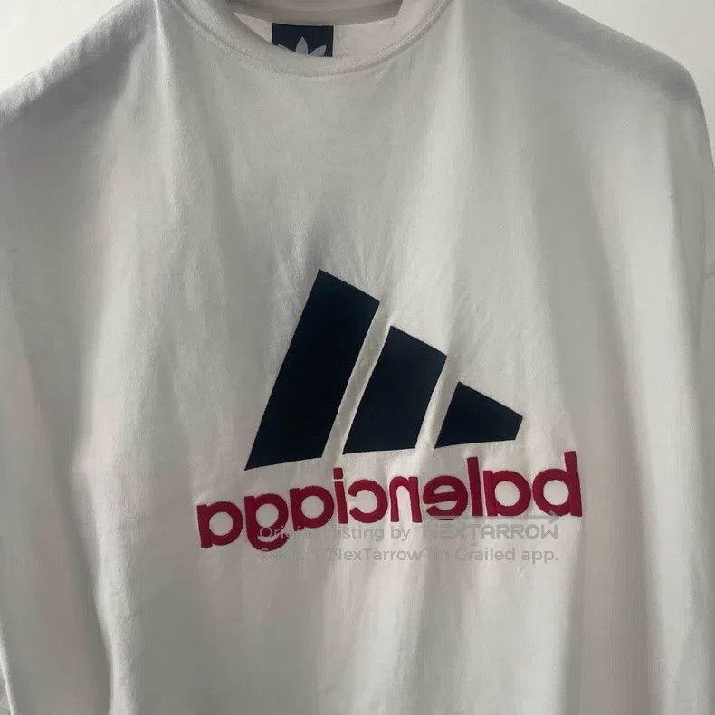 Balenciaga Balenciaga White Embroidered Pattern Short Sleeve Size US L / EU 52-54 / 3 - 6 Thumbnail