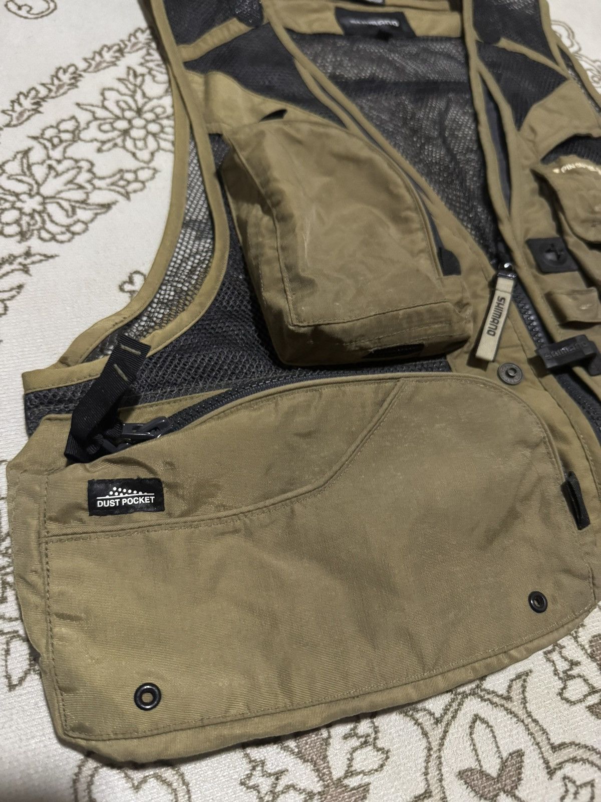 Japanese Brand Shimano 🇯🇵 Fishing Gear Vest Multipockets Tactical Size US M / EU 48-50 / 2 - 4 Thumbnail