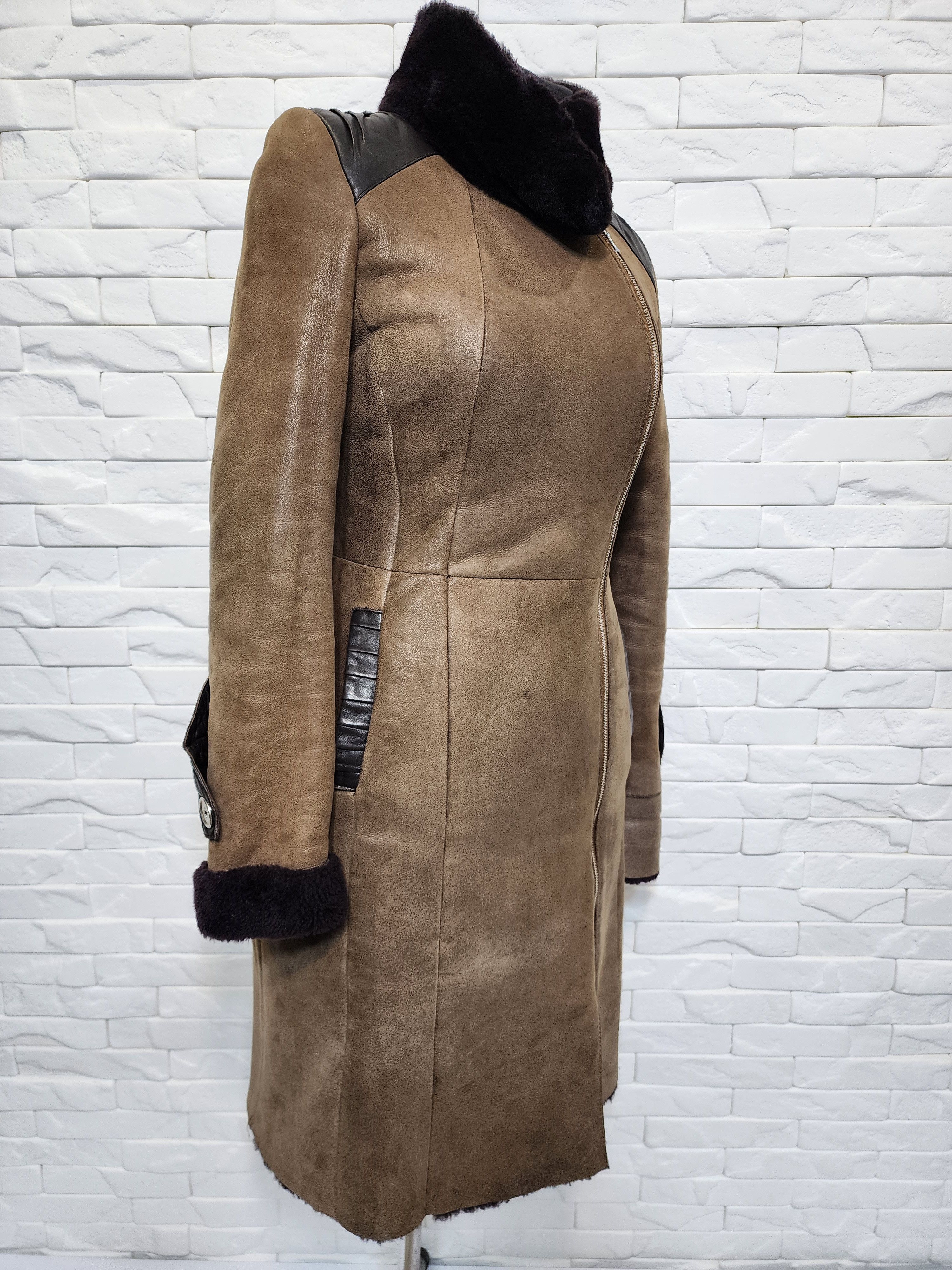 Genuine Leather Brown Sheepskin Coat: Genuine Fur, Metal Zipper. Size S / US 4 / IT 40 - 6 Thumbnail