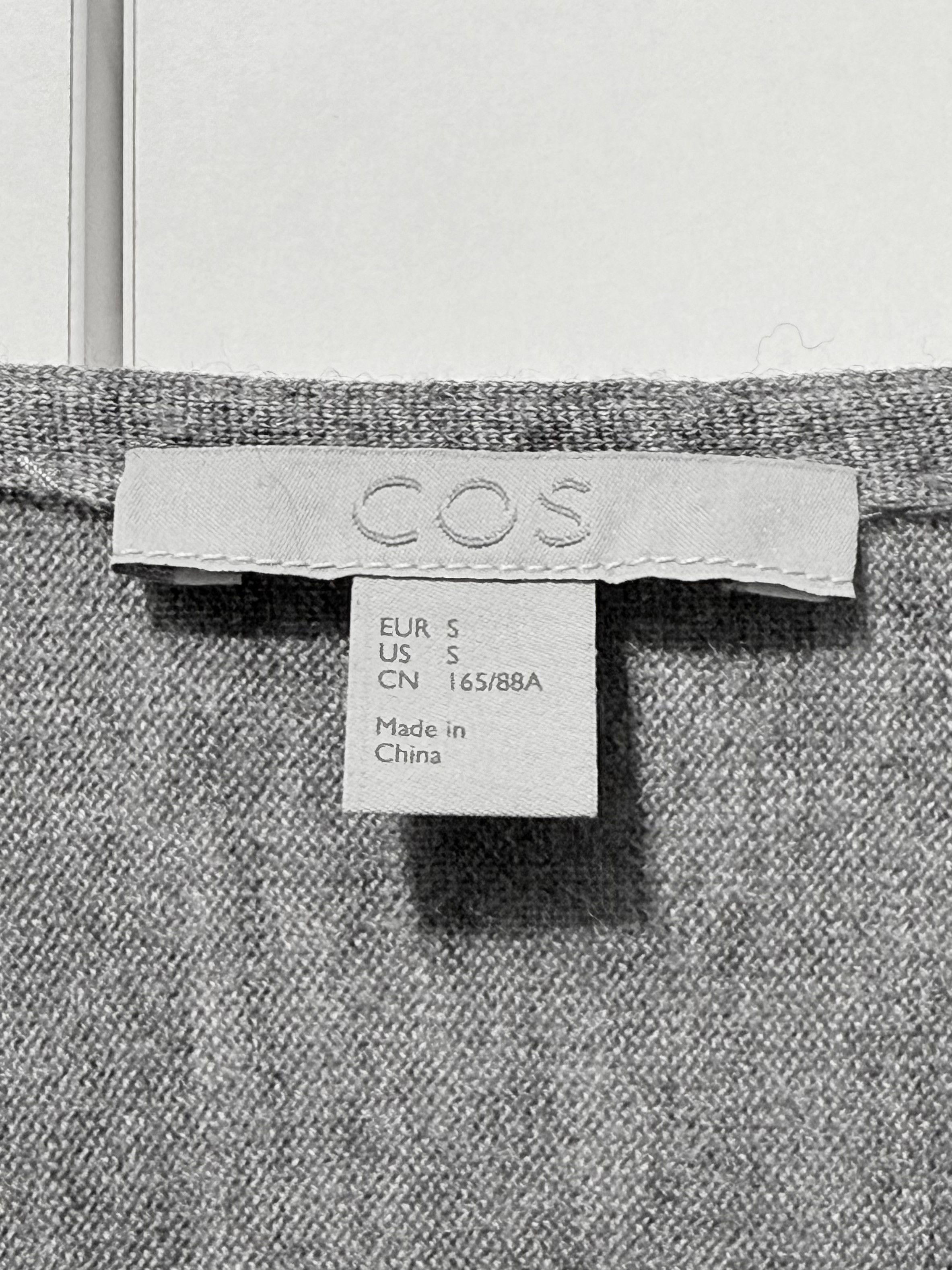 Cos COS Merino Wool Cardigan Sweater (S) Size S / US 4 / IT 40 - 4 Thumbnail