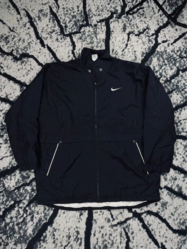 Nike 90s Nike Insulated Jacket Vintage Black Swoosh White L Size US L / EU 52-54 / 3 - 1 Thumbnail