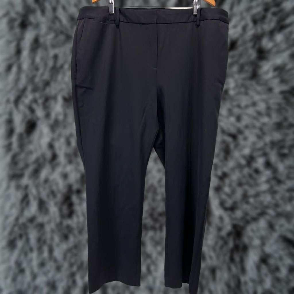 Talbots VINTAGE? Talbots Barely Boot Pants 24W Plus Navy Career Capsule Women Pants Bootcut Blue 24W Talbots Dress Pants Women Mens? Size 42" / US 20 - 1 Thumbnail