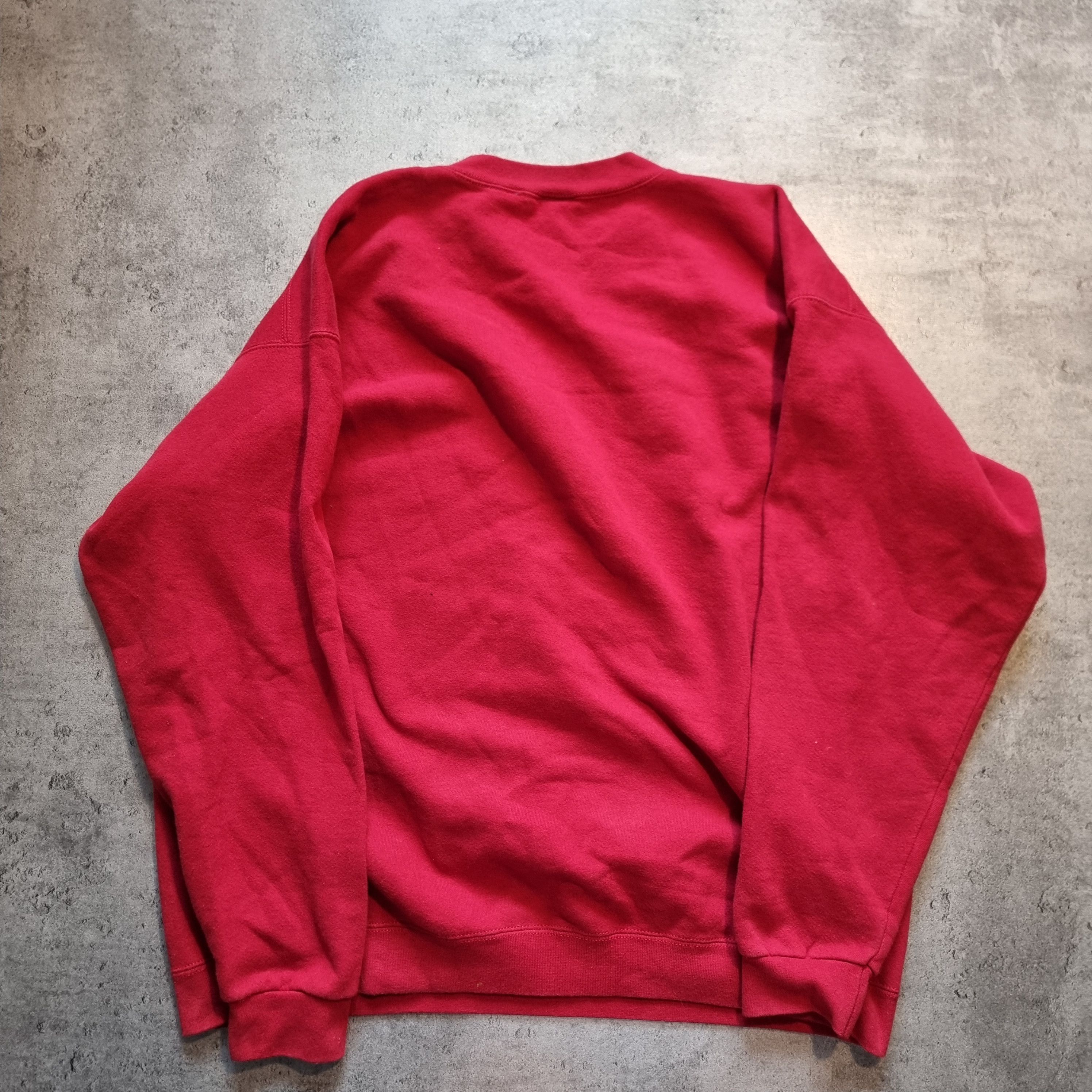 Nike Nike vintage center swoosh crewneck 90s style y2k Size US M / EU 48-50 / 2 - 4 Thumbnail