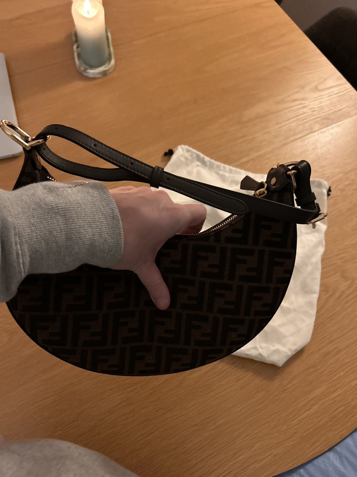 Fendi Fendigraphy Logo Hobo Bag Size ONE SIZE - 14 Thumbnail