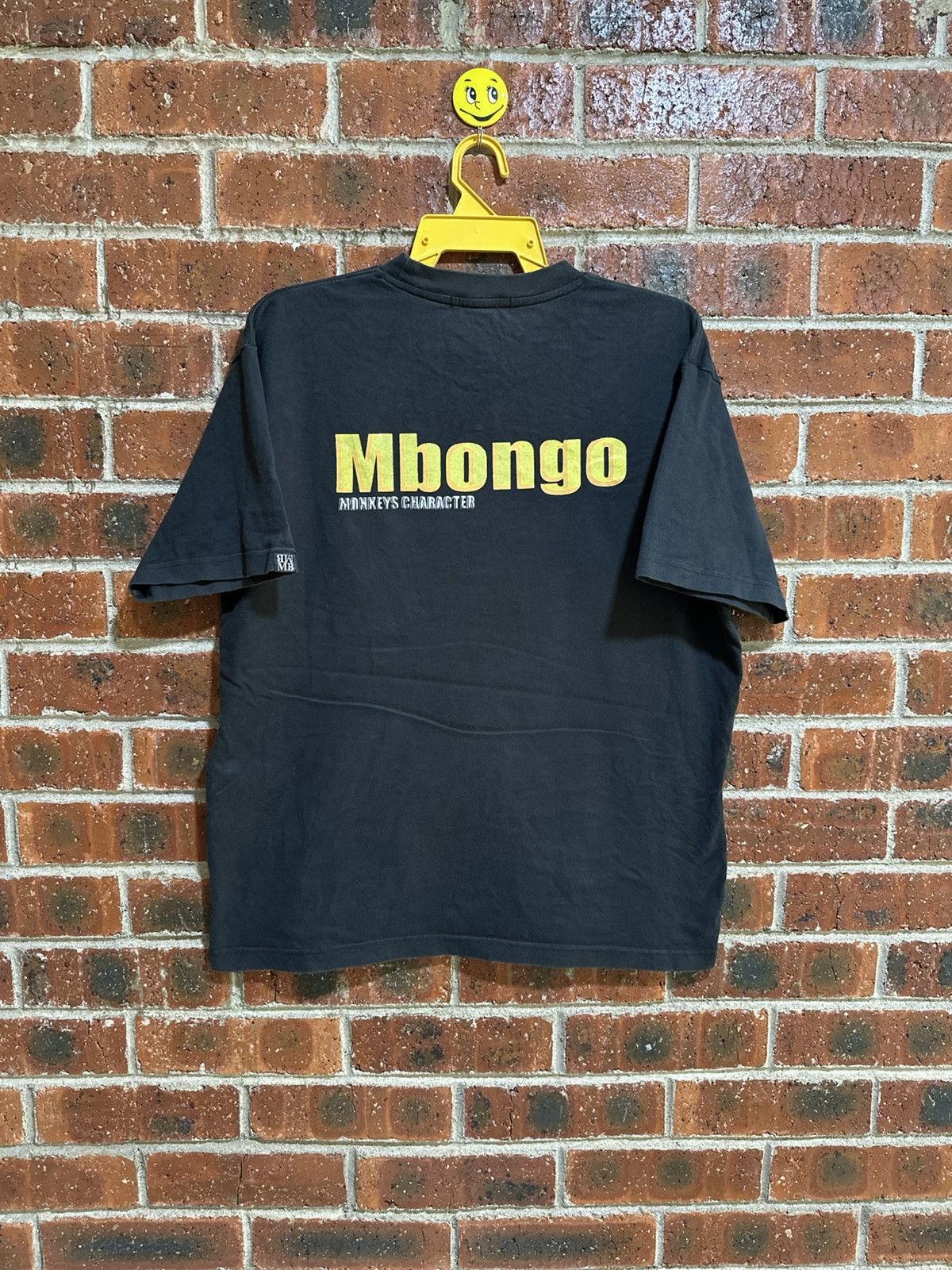 Japanese Brand Vintage Mbongo Monkeys Character Faded Tee Size US L / EU 52-54 / 3 - 6 Thumbnail