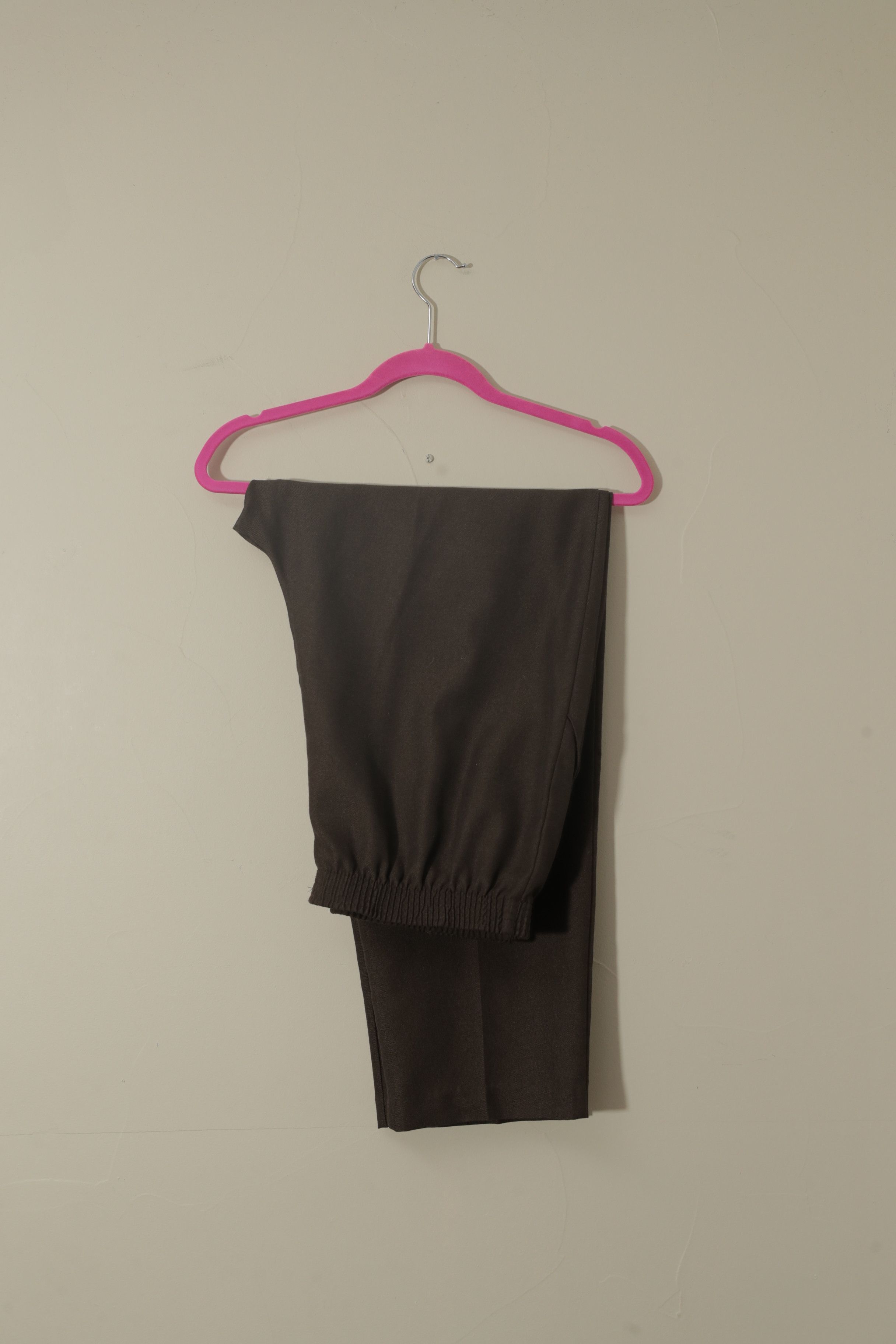 Vintage Briggs NY Brown Elastic Waistband Pleated Trousers (16) Size 38" / US 16 / IT 52 - 1 Thumbnail