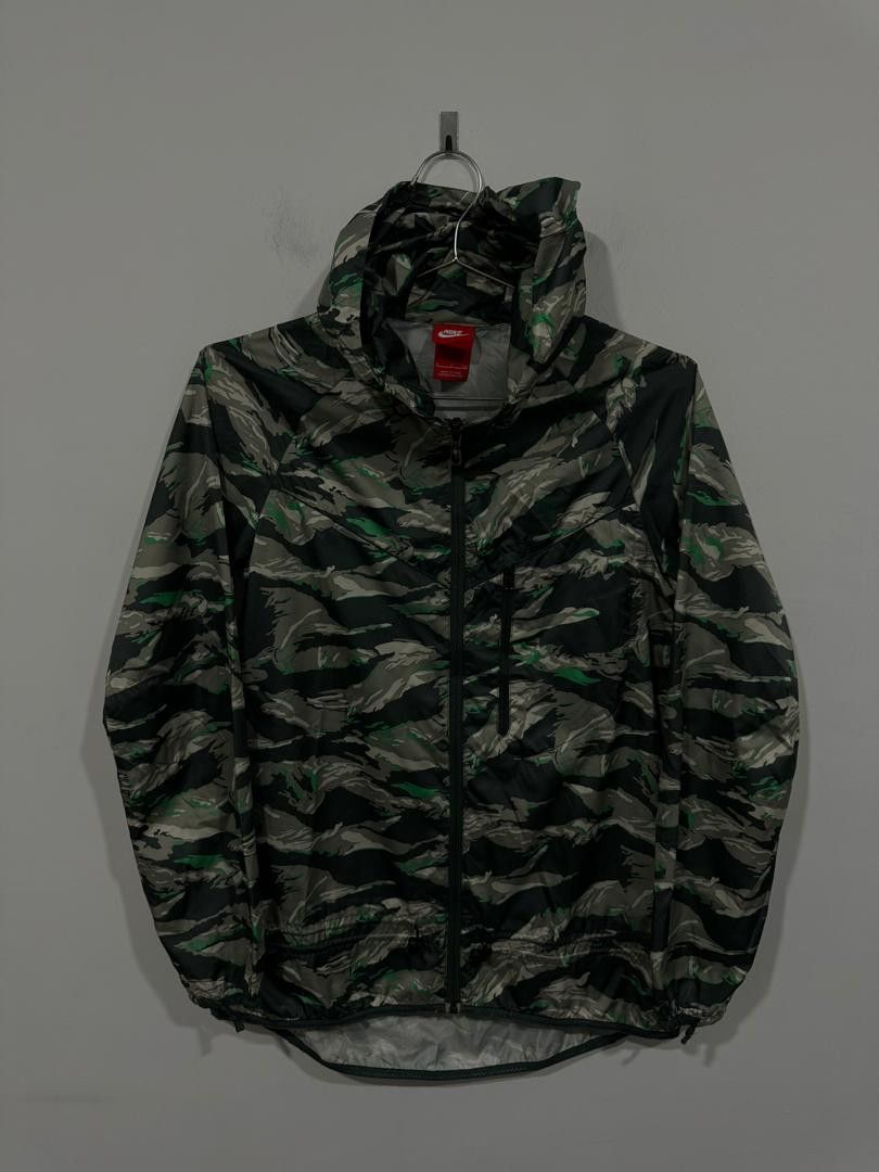 Nike Nike Camo Light Jacket Size S / US 4 / IT 40 - 1 Thumbnail