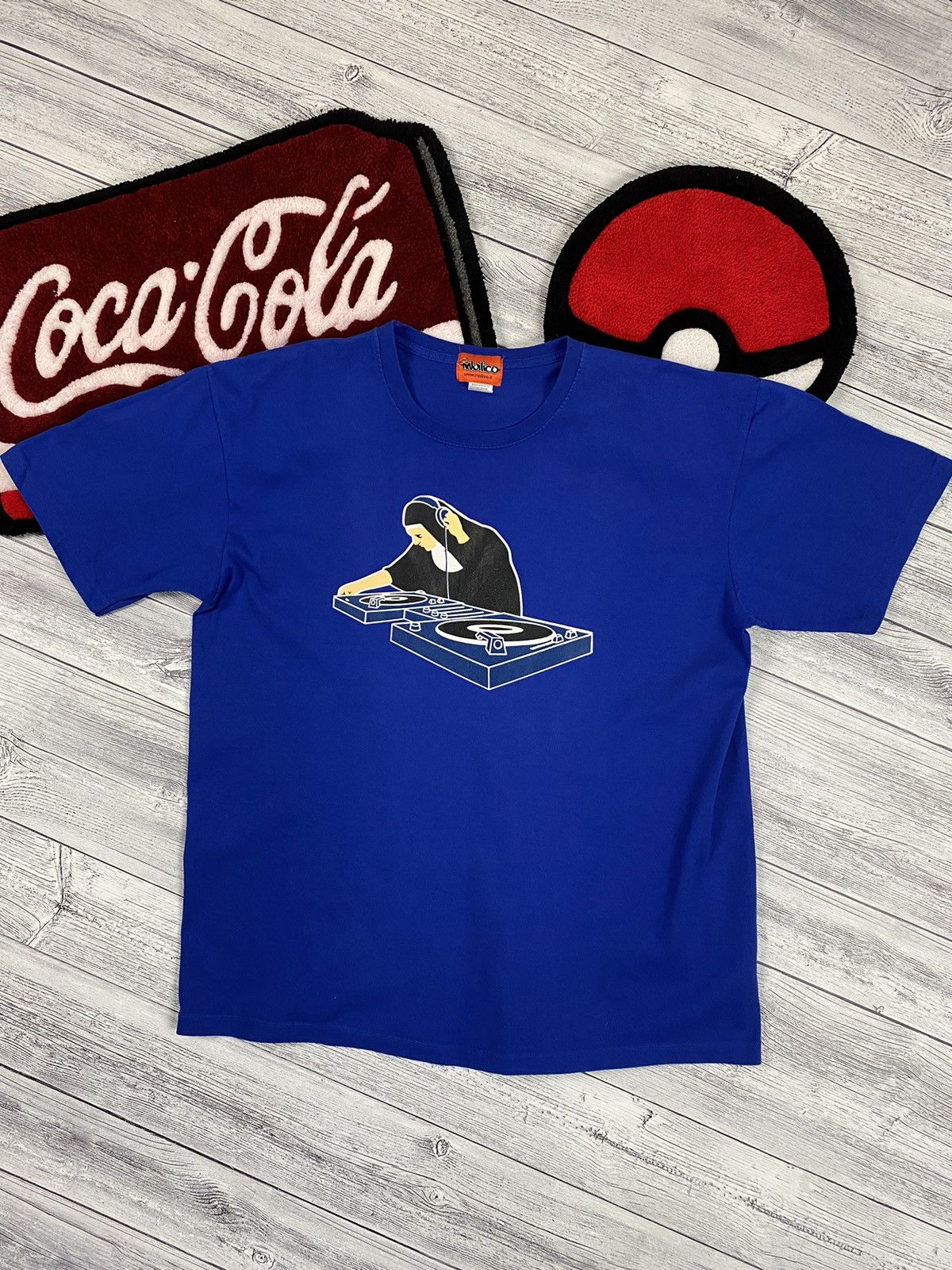 Band Tees Vintage Dj Nun hip-hop T-shirt Size US XL / EU 56 / 4 - 1 Thumbnail