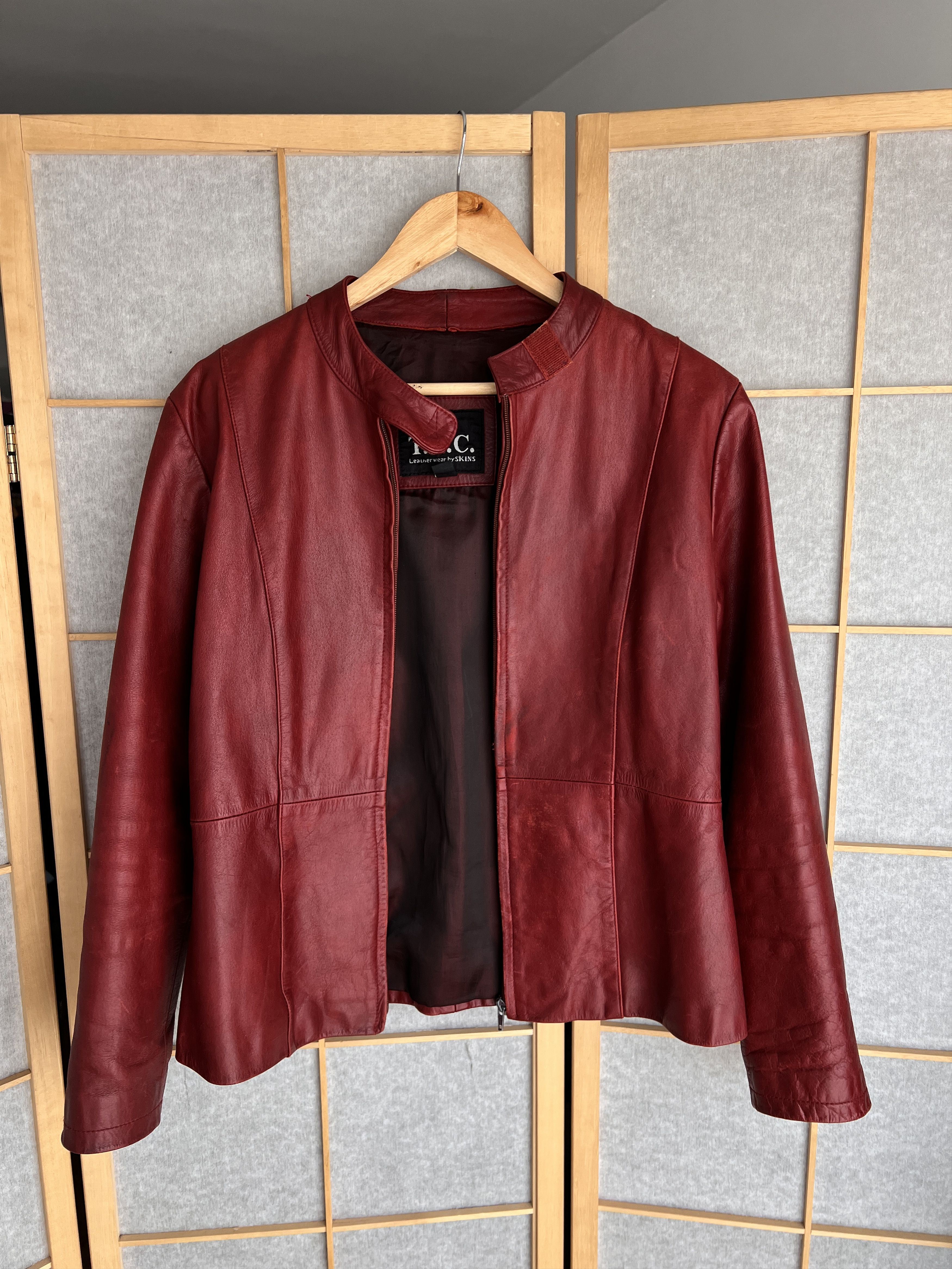 Le Grande Bleu (L.G.B.) Tyler Durden style vintage red leather jacket cropped unisex Size US S / EU 44-46 / 1 - 8 Thumbnail