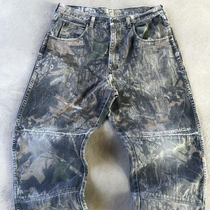 Carhartt (34x31) Distressed Wrangler Double Knee Real-tree Camo Pants ...