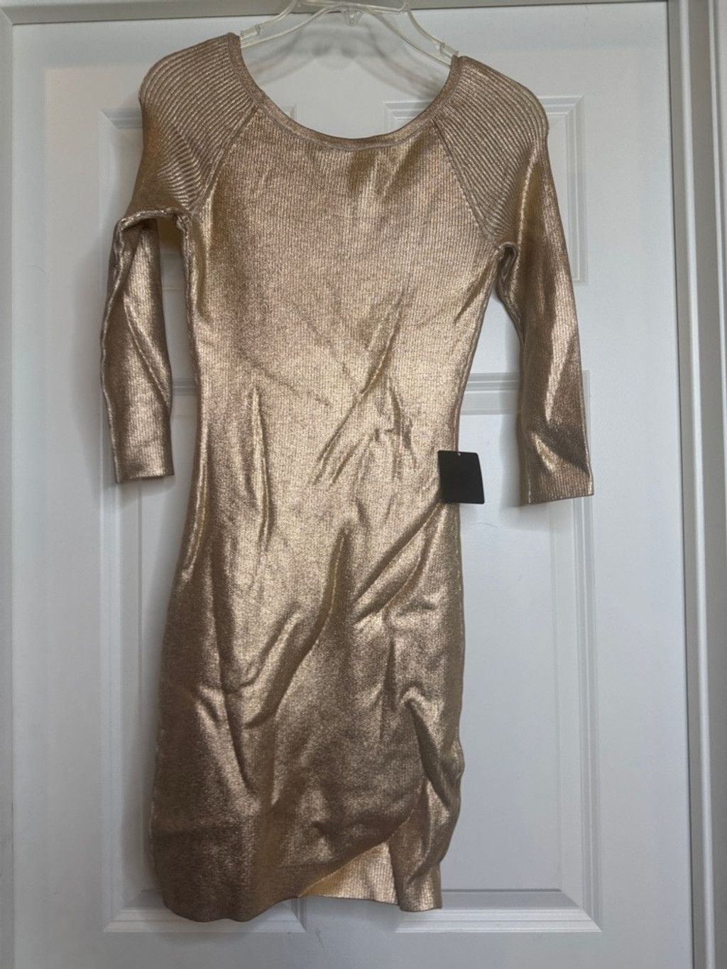Bebe NWT Bebe boat neck foiled Bodycon Dress in Metallic sz Sm Size S / US 4 / IT 40 - 5 Thumbnail