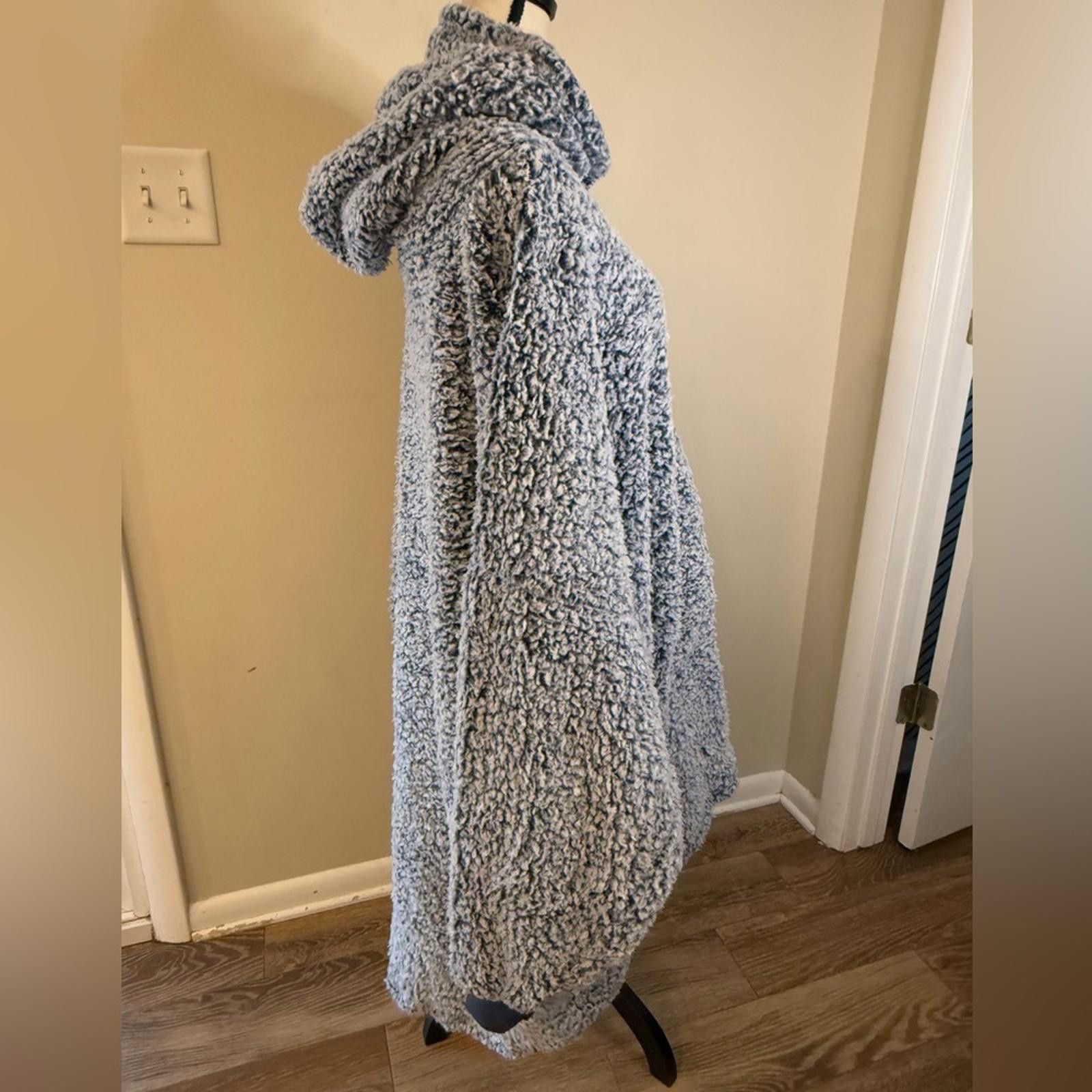 Other Farry Fazzy Oversized light blue hoodie faux fur fleece OS Size ONE SIZE - 2 Thumbnail