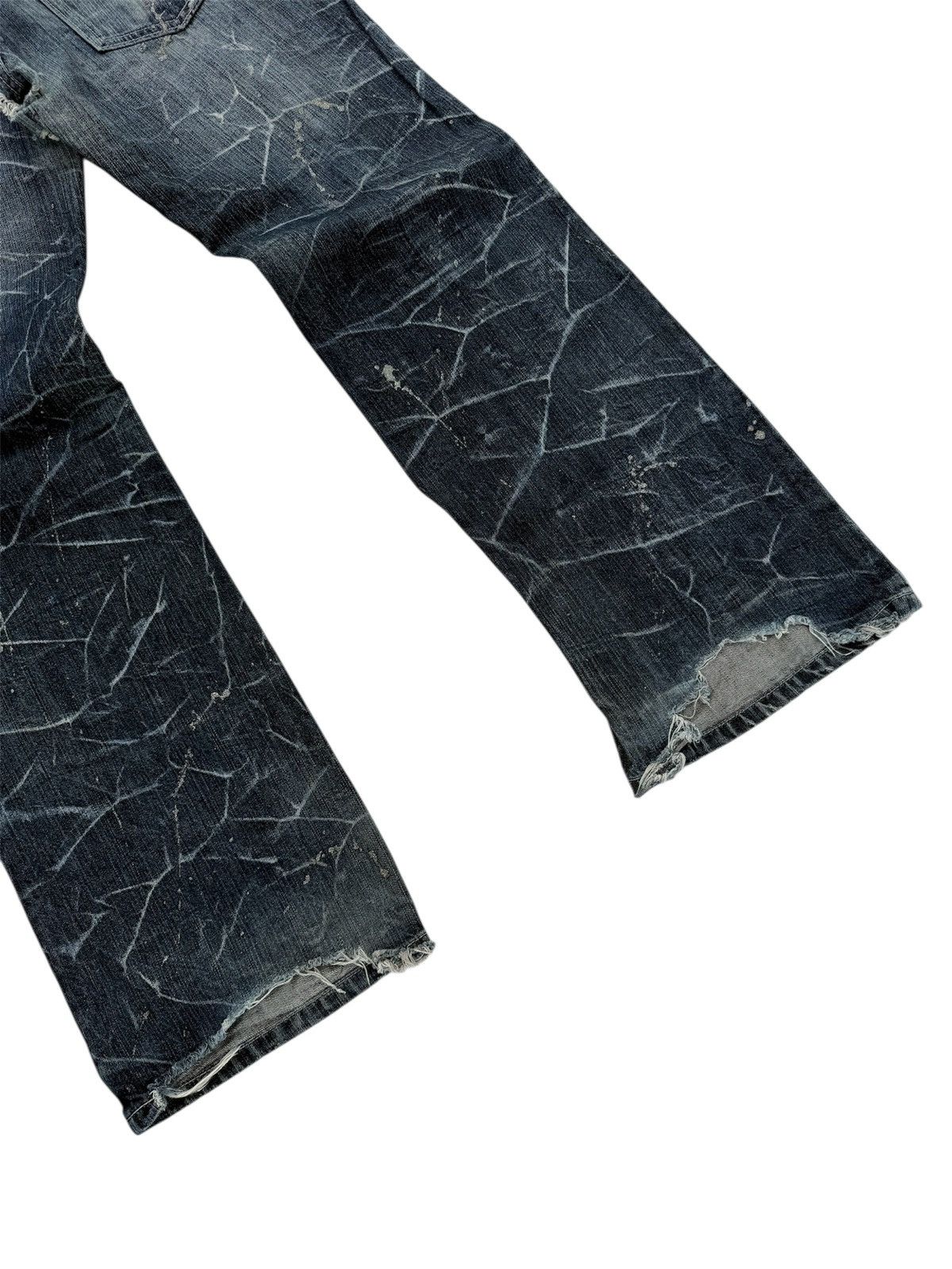 Le Grande Bleu (L.G.B.) NYLAUS BOOTCUT FLARE DISTRESSED STYLE JEANS Size US 32 / EU 48 - 10 Thumbnail