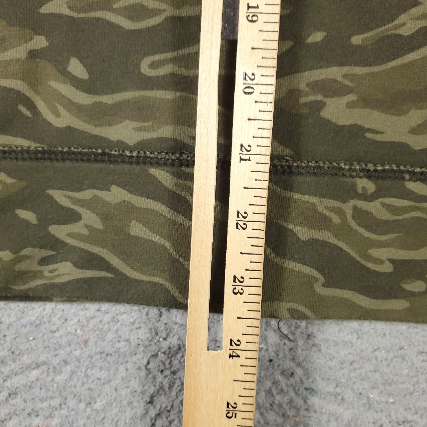 Abercrombie & Fitch Abercrombie & Fitch Camouflage Hoodie Full Zip Men’s XS Beige Cotton Blend Fleece Size US XS / EU 42 / 0 - 7 Thumbnail