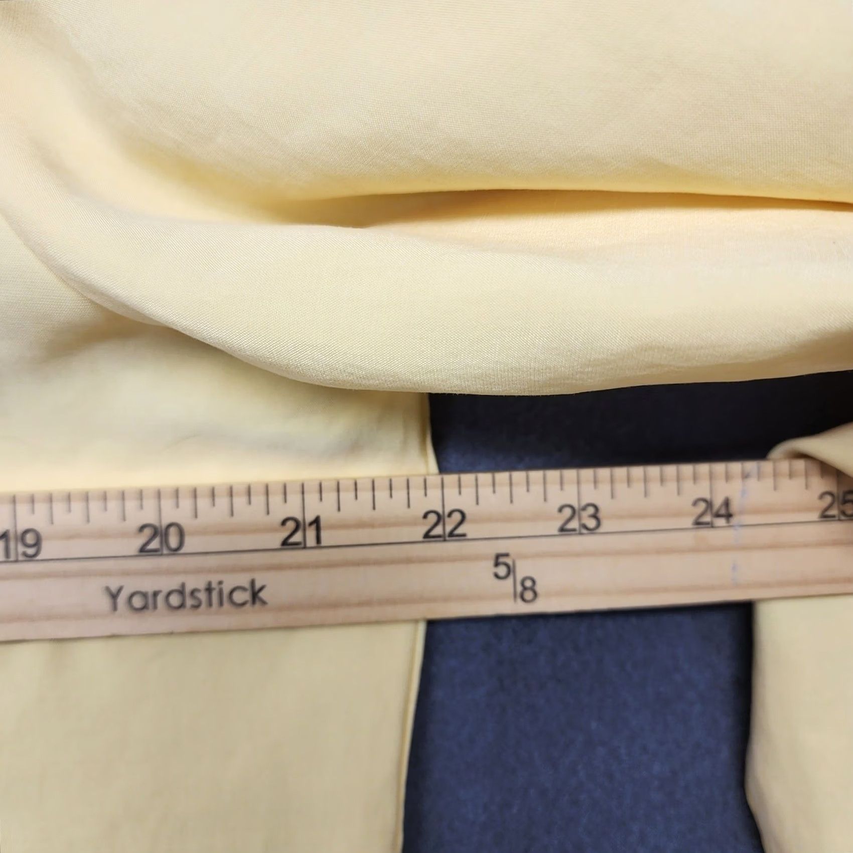 Vintage Chico'S Womens Size 2 US Large Yellow Button Front Blouse Long Sleeve Shirt Size L / US 10 / IT 46 - 4 Thumbnail