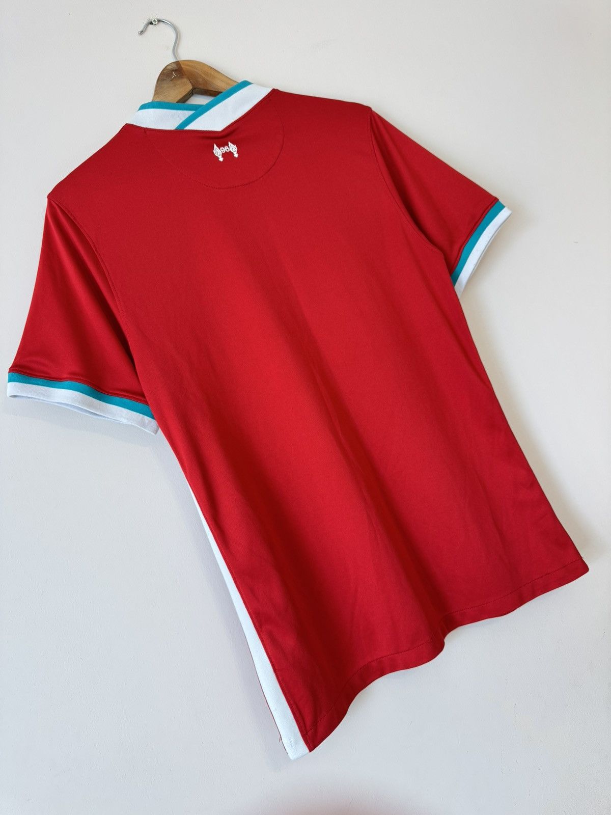 Nike Liverpool 2020-2021 Home Soccer Jersey Football Shirt Kit Size US L / EU 52-54 / 3 - 7 Thumbnail