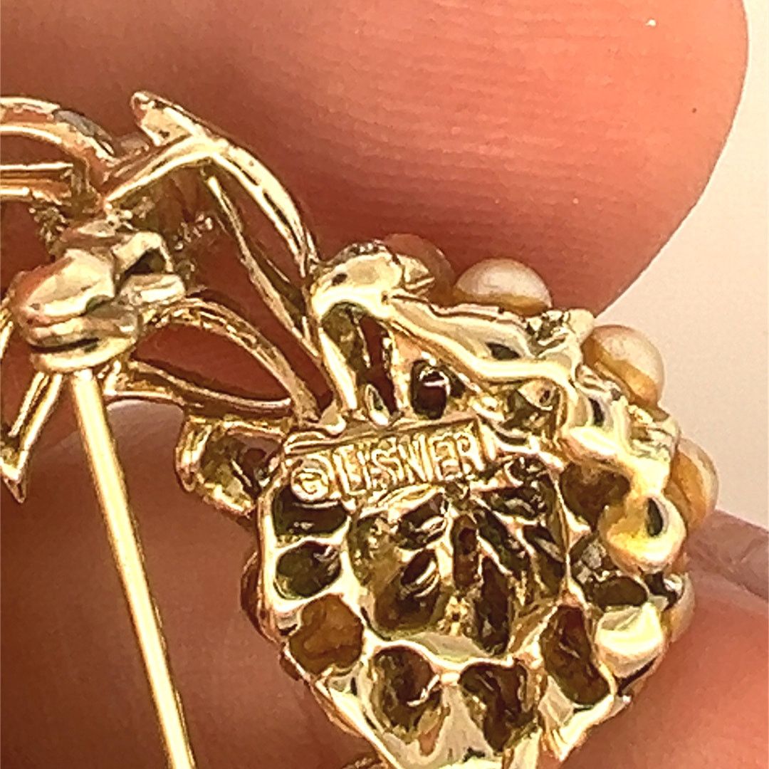 & Other Stories Lisner faux pearl Skeletal Leaf Brooch Size ONE SIZE - 6 Thumbnail