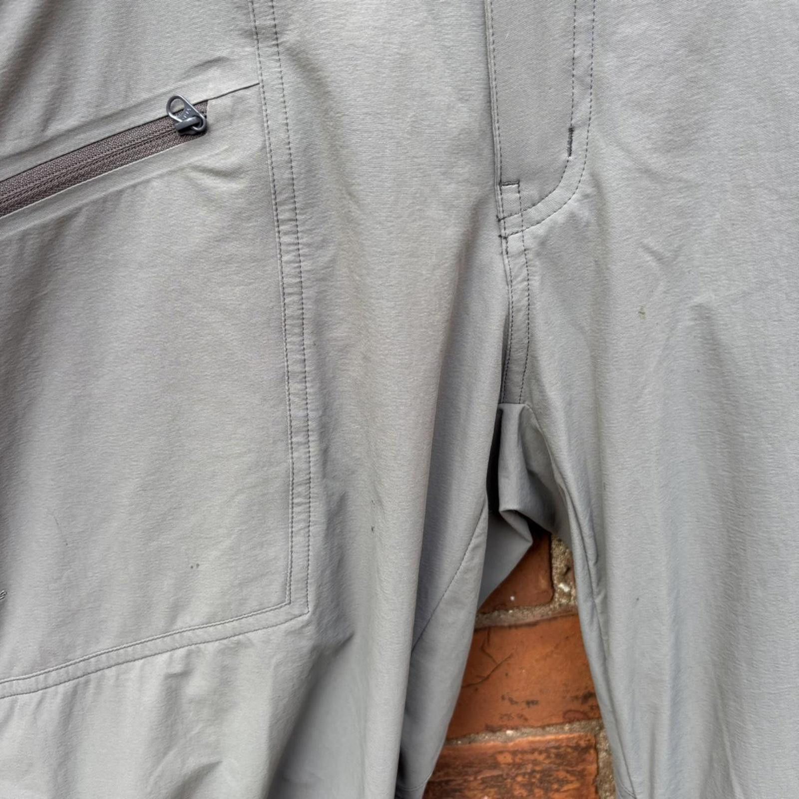 Arc'teryx Arc’teryx hiking pants from 2013 34x32 Size ONE SIZE - 5 Thumbnail