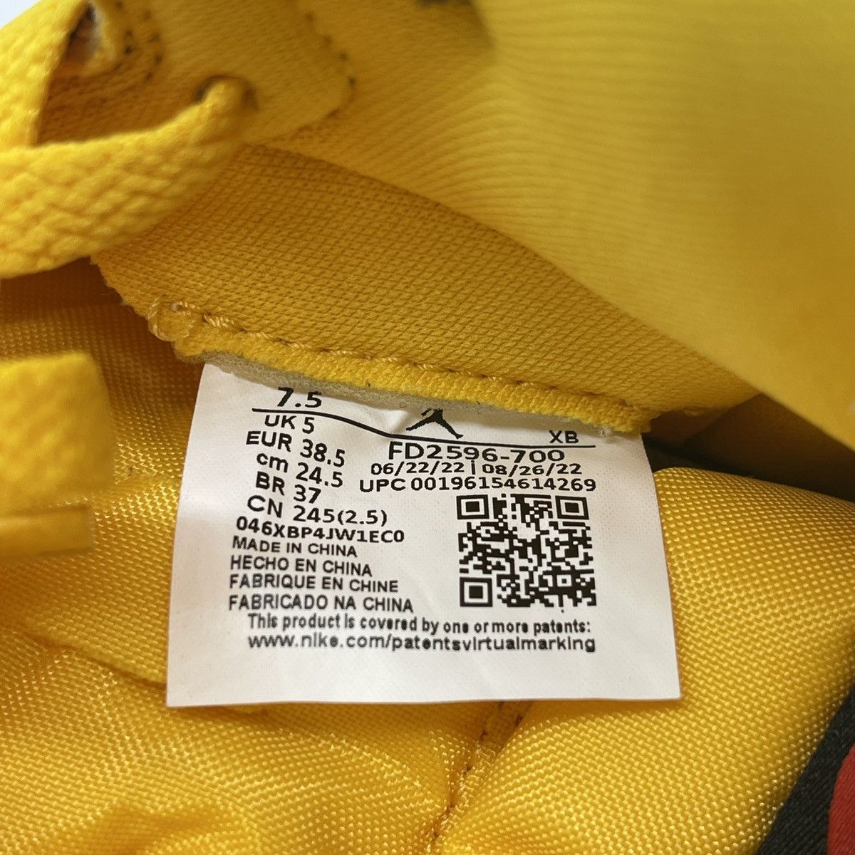 Nike Wmns air Jordan 1 high reverse Laney Size US 7.5 / IT 37.5 - 8 Thumbnail