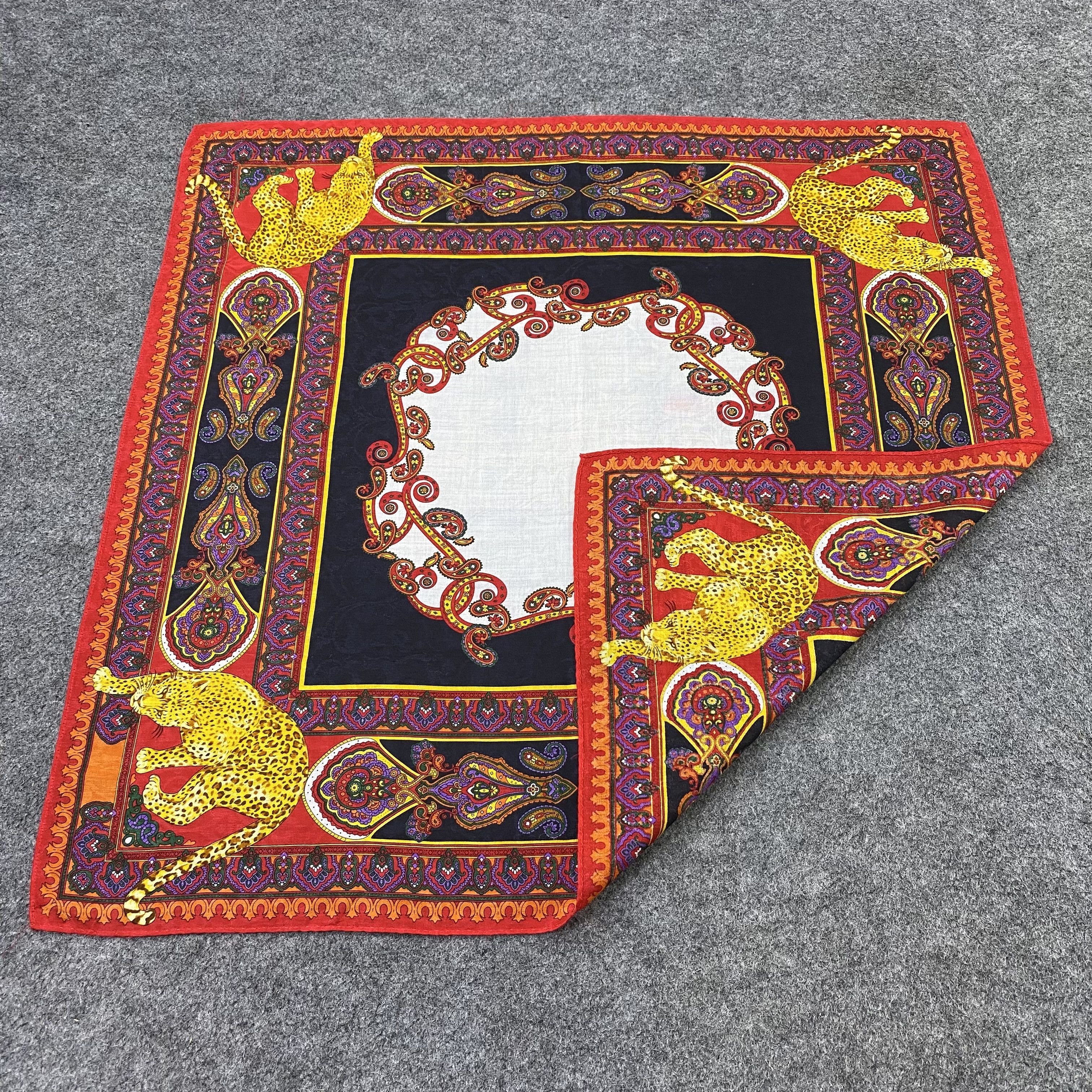 Vintage Leopard Motif Handkerchief / Bandana / Neckerchief-B2232 Size ONE SIZE - 5 Thumbnail