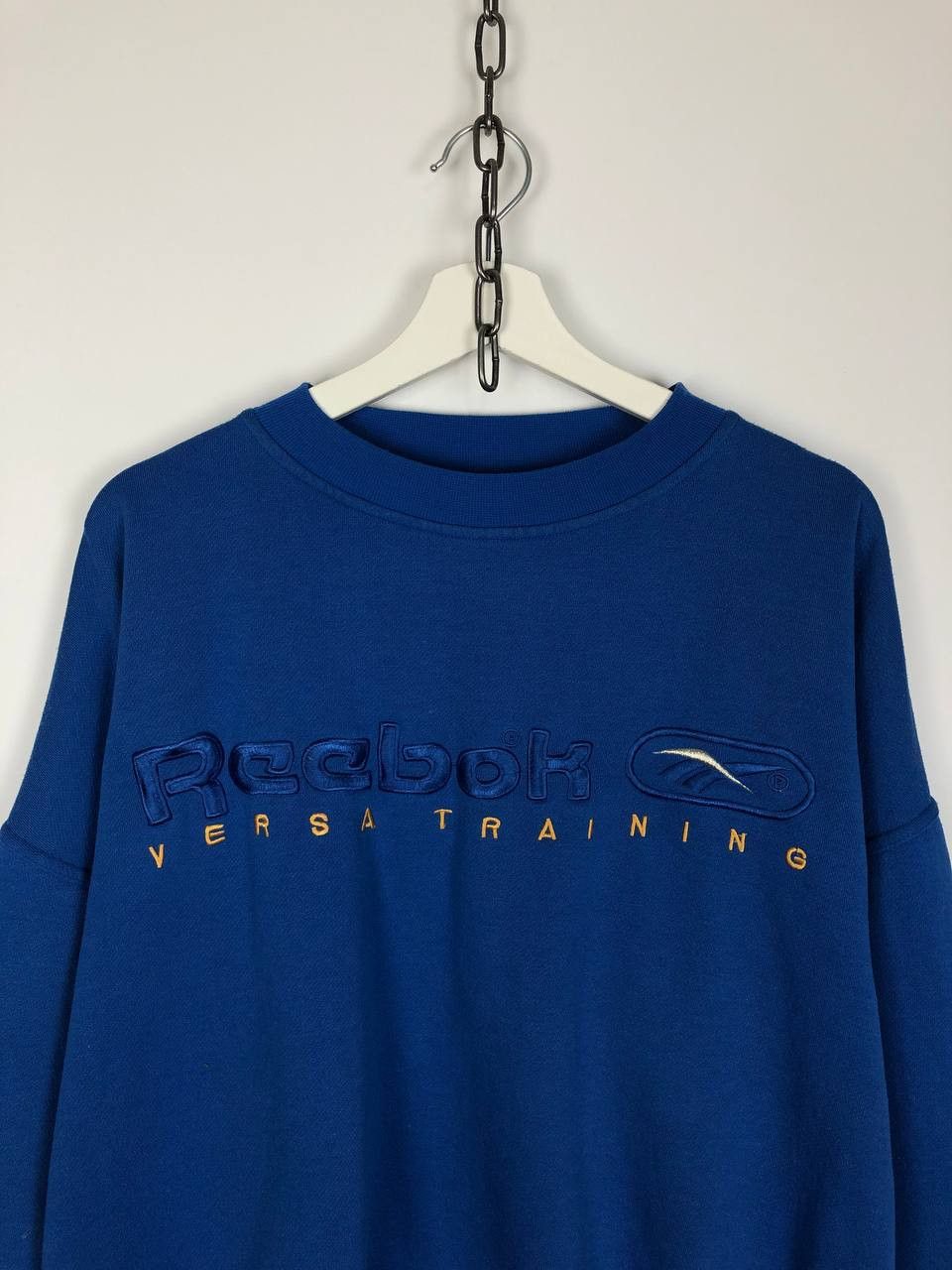Reebok Reebok Versa Training Sweatshirt Vintage Center Logo size XL Size US XL / EU 56 / 4 - 2 Thumbnail