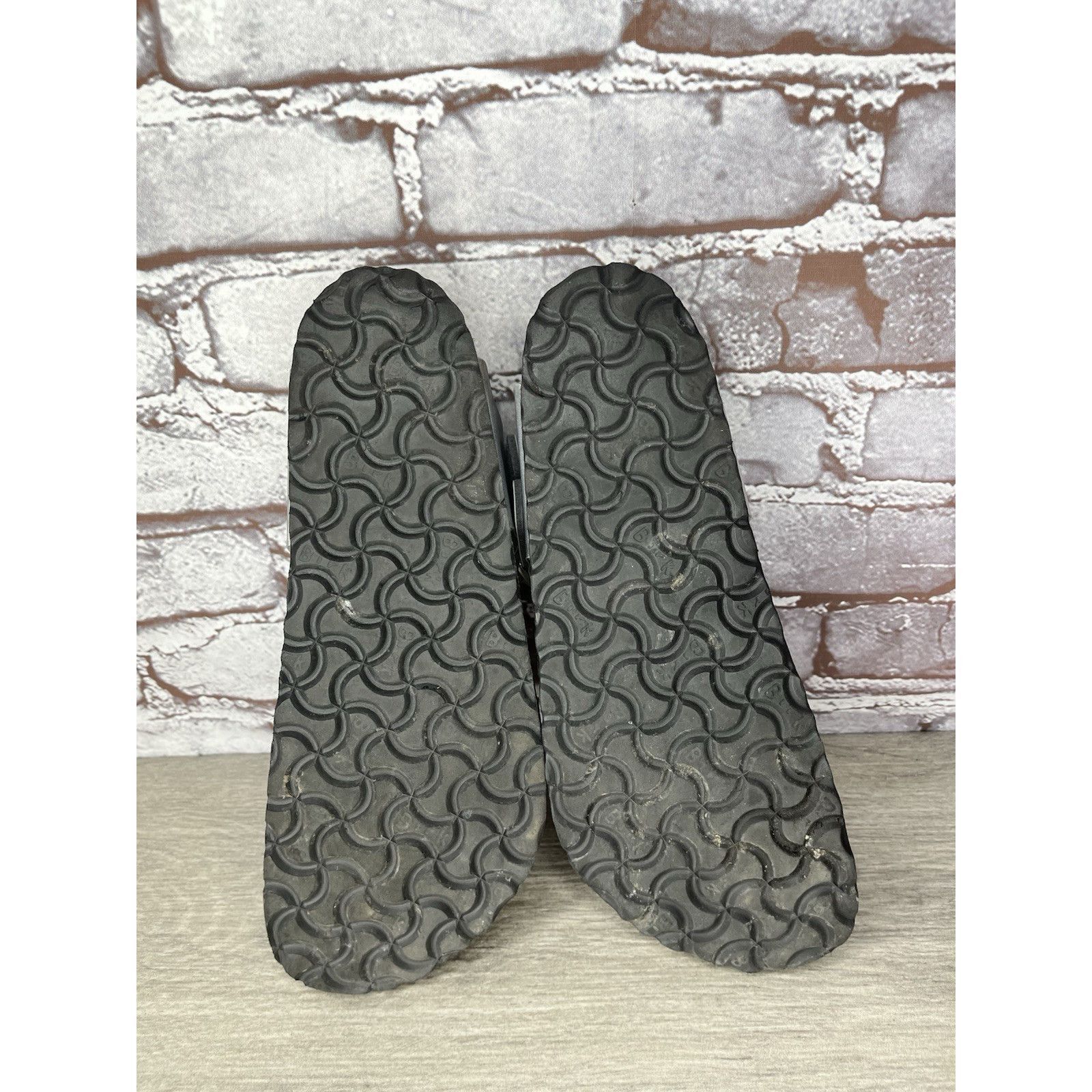 Birkenstock Birkenstock Gizeh Silver Birko Flor Leather Thong Sandals Wo Size US 8 / IT 38 - 8 Thumbnail