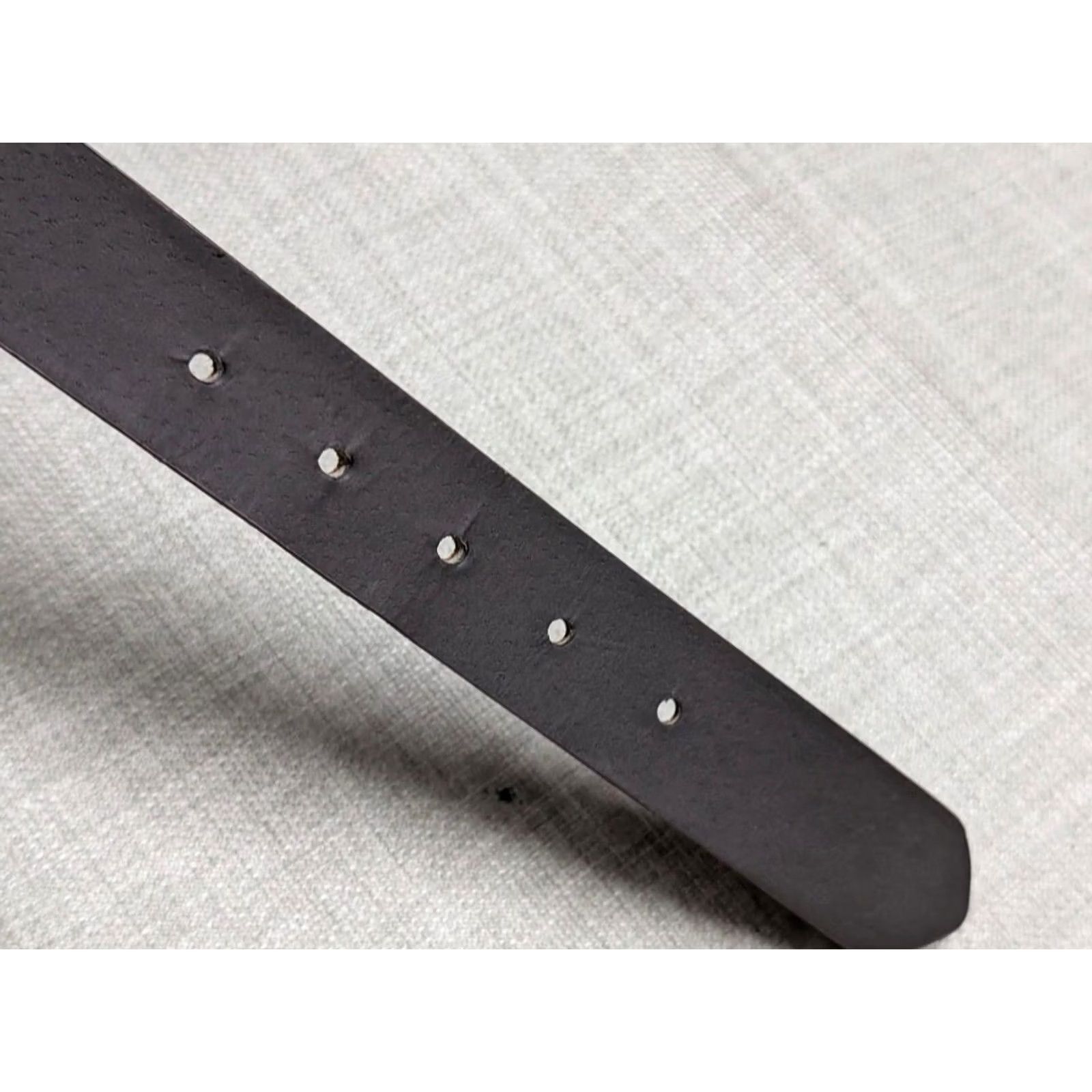 Hot Topic VINTAGE brown belt studded motorcycle punk 1990s Men 40 waist 1-1/4" synthetic leather pattern studded belt brown Mens 1990s motorcycle punk belt Size 40 - 6 Thumbnail