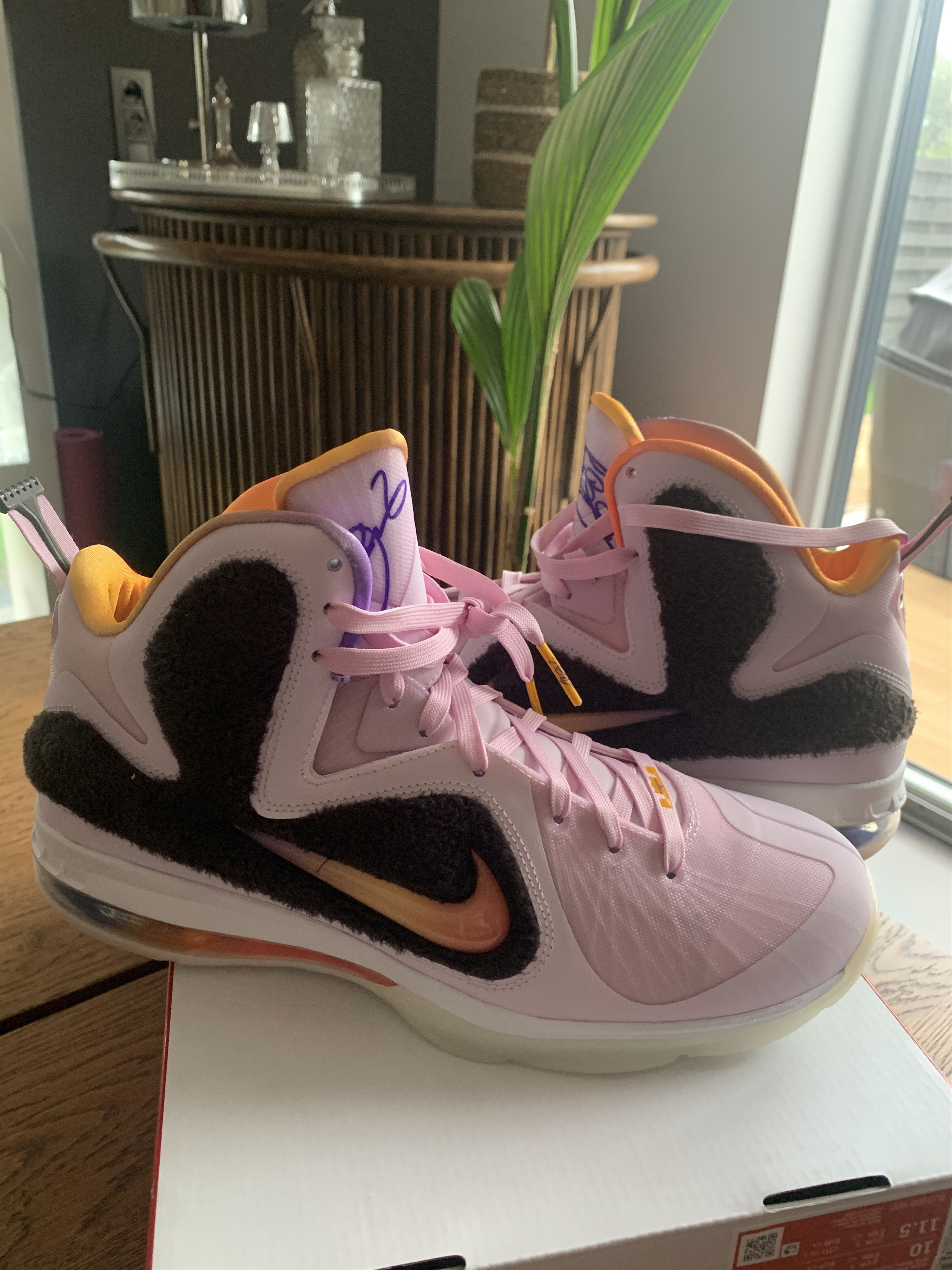 Nike NIKE LEBRON IX 10 US sneakers new 100% authentiques NO BOX Size US 10 / EU 43 - 9 Thumbnail