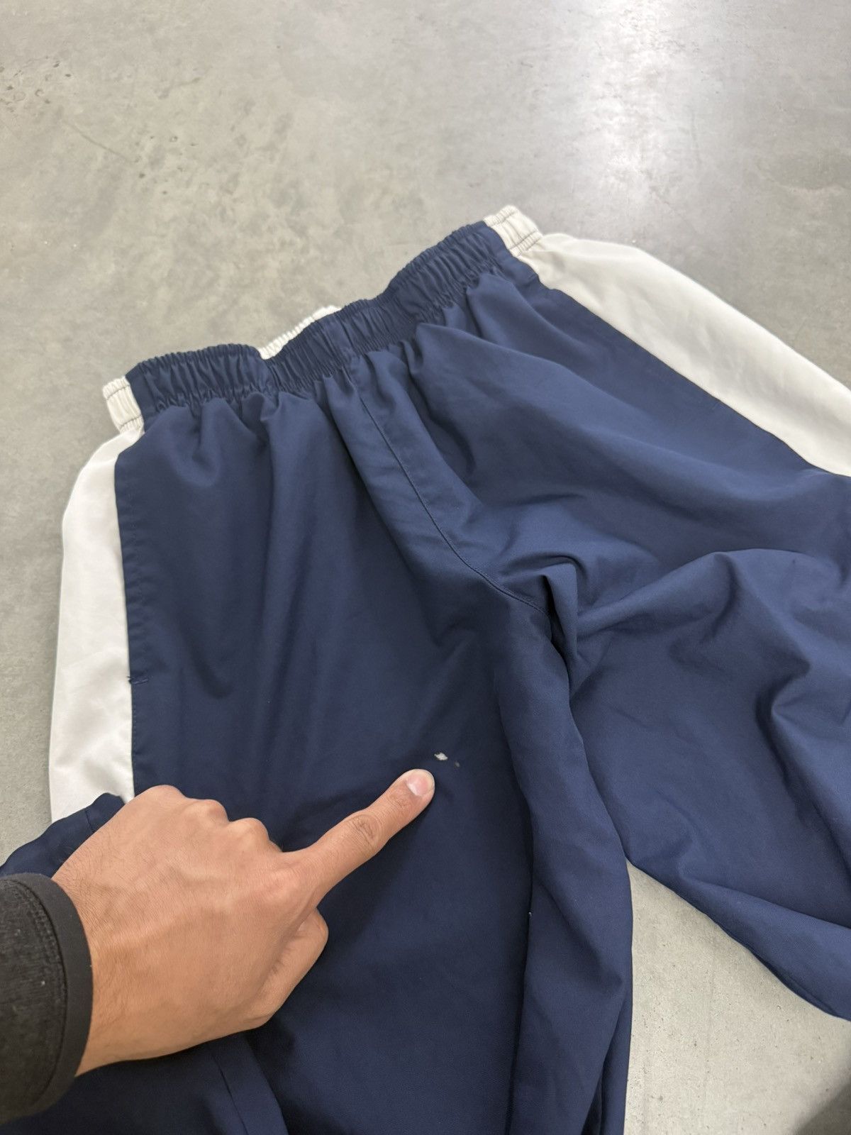 Nike Vintage Nike Track Pants Insulated Navy Cargos USA Y2K XS Size US 26 / EU 42 - 5 Thumbnail