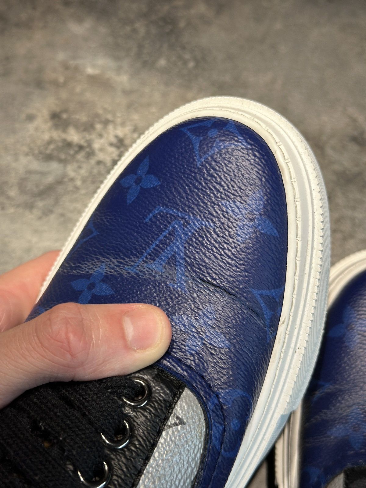 Louis Vuitton Louis Vuitton Monogram Mens Trocadero Sneakers Size US 8.5 / EU 41-42 - 14 Thumbnail