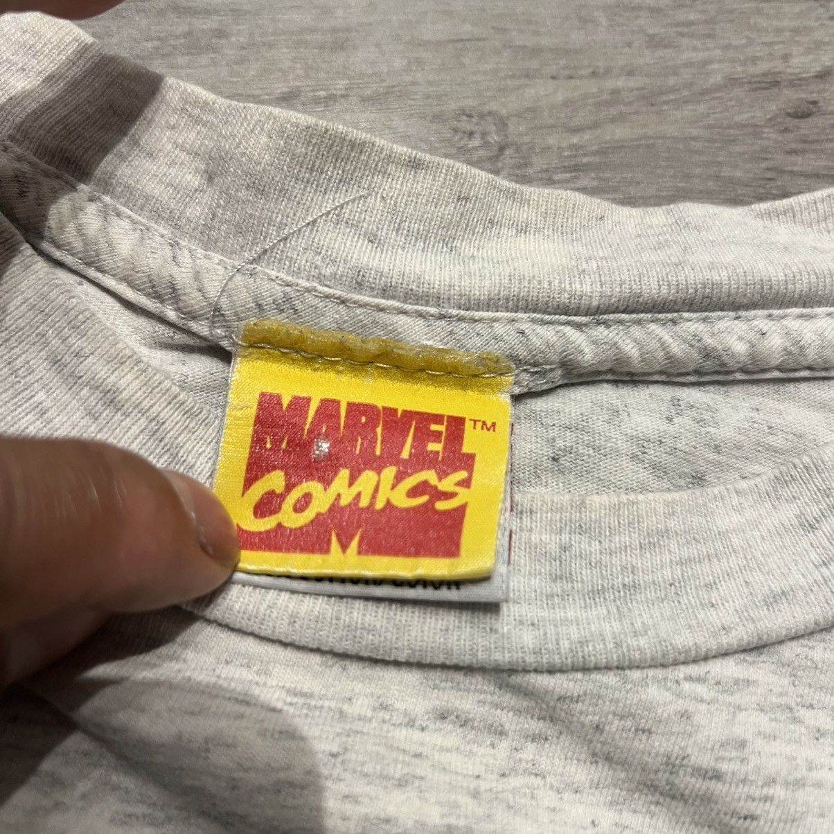 Marvel Comics 1994 Spiderman Venom Punisher Hulk Marvel T shirt Size US XL / EU 56 / 4 - 7 Thumbnail