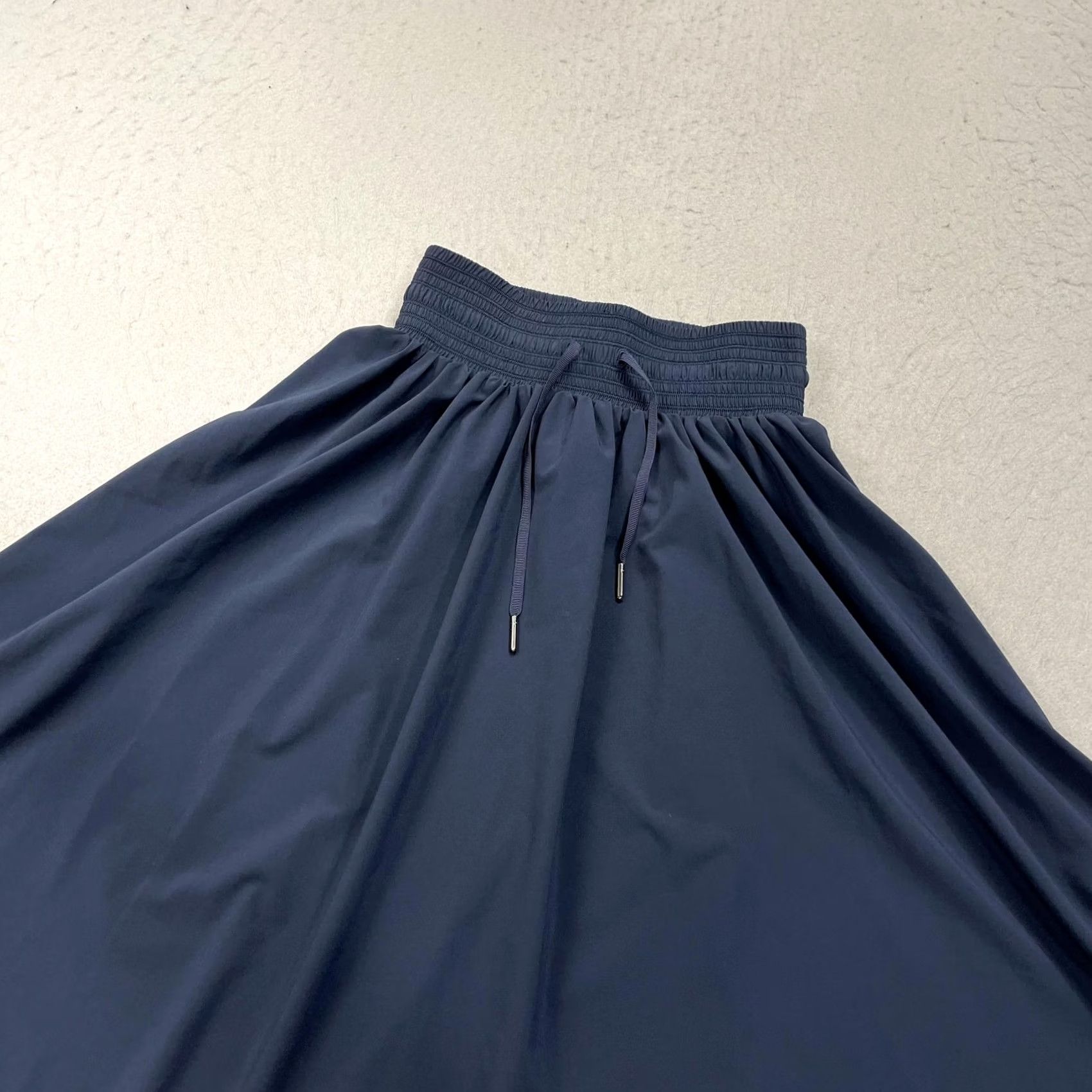 Lululemon Lululemon Skirt Womens Small Dark Blue High Low Athletic Drawstring Waist Lined Gym Training Size 28" / US 6 / IT 42 - 3 Thumbnail