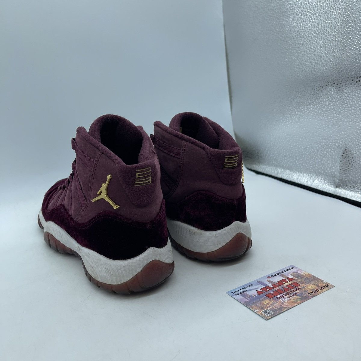 Jordan Brand Air Jordan 11 velvet Size US 6 / IT 36 - 4 Thumbnail