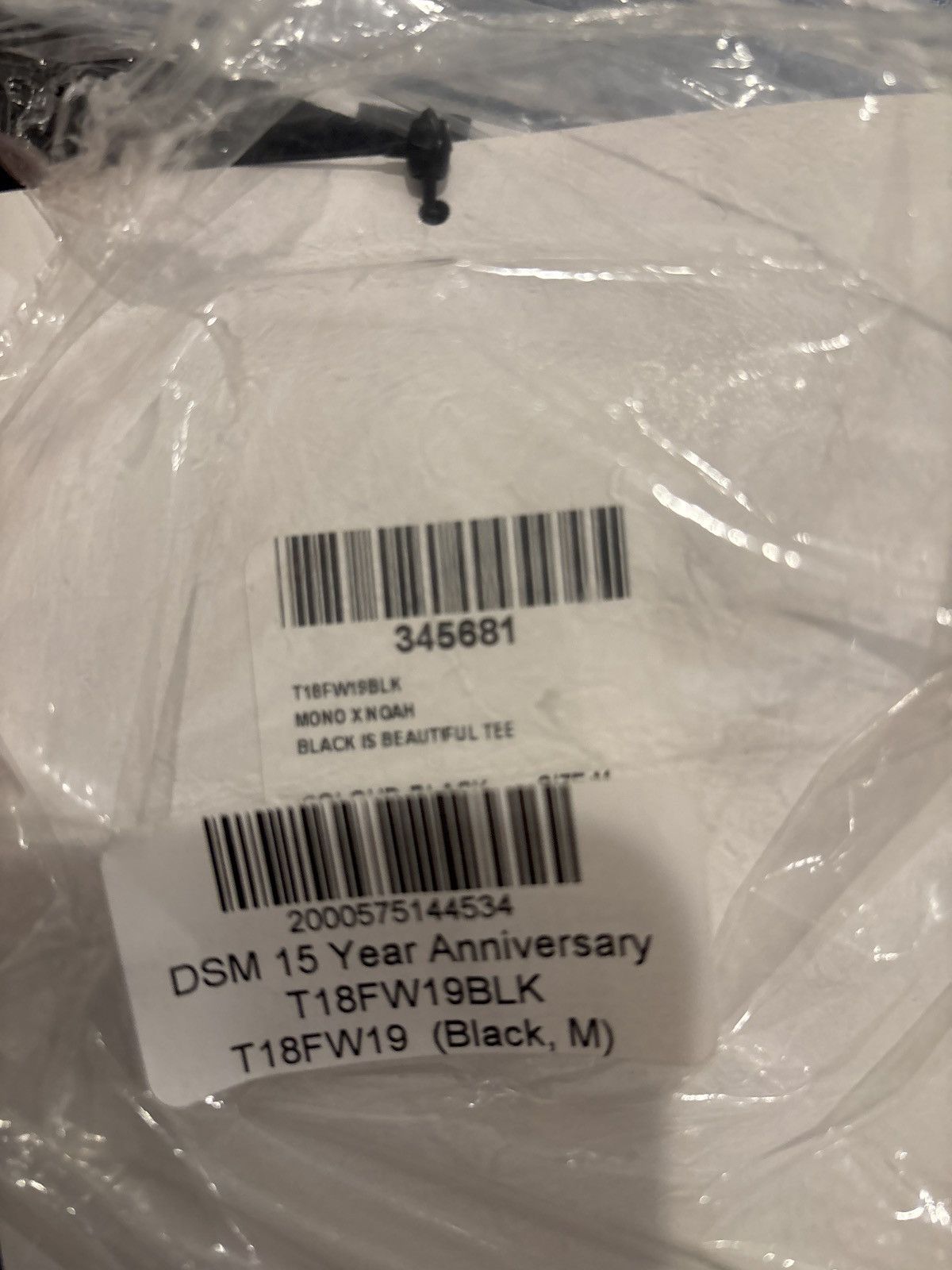 Dover Street Market × Noah Noah dsm Dover street market black is beautiful medium Size US M / EU 48-50 / 2 - 3 Thumbnail